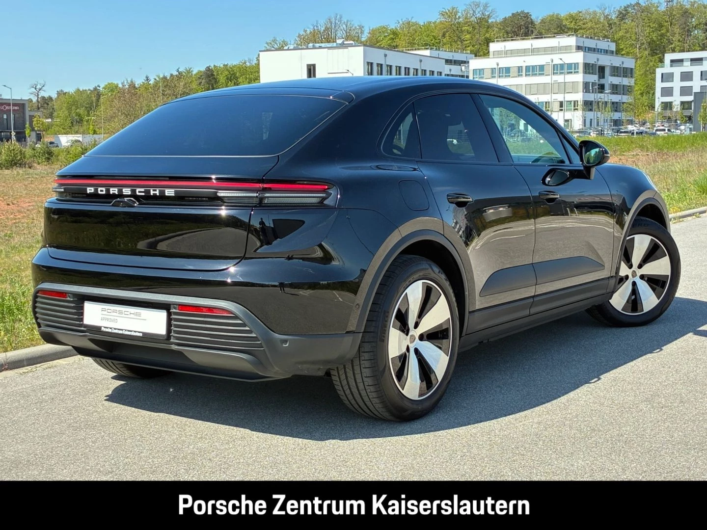 Porsche Macan 4 HA-Lenkung Head-Up Abstandstempomat LED -MK2 Macan 4 HA-Lenkung Head-Up Abstandstempomat LED -
