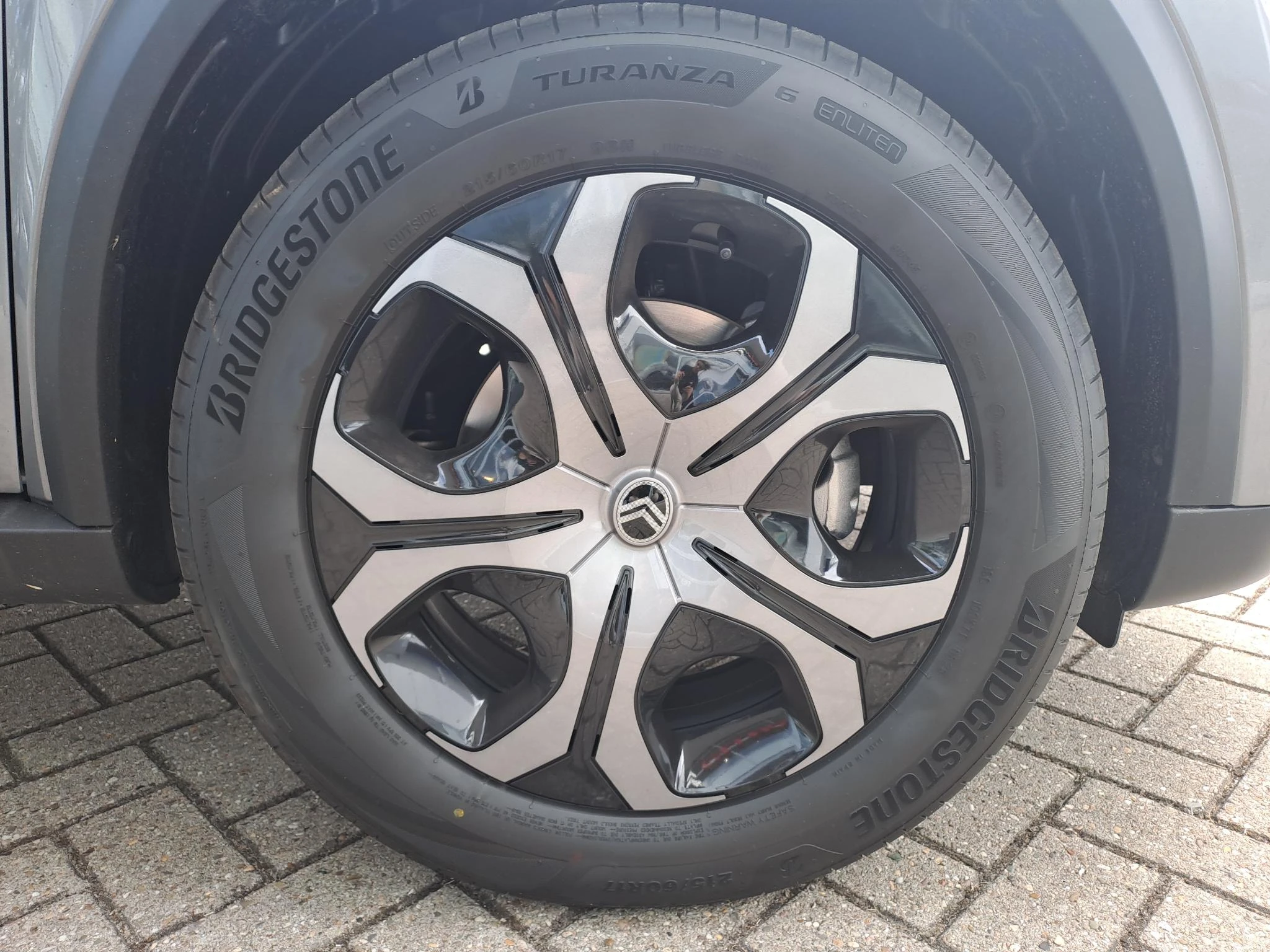 Citroën-ë-C3 Aircross-image-4