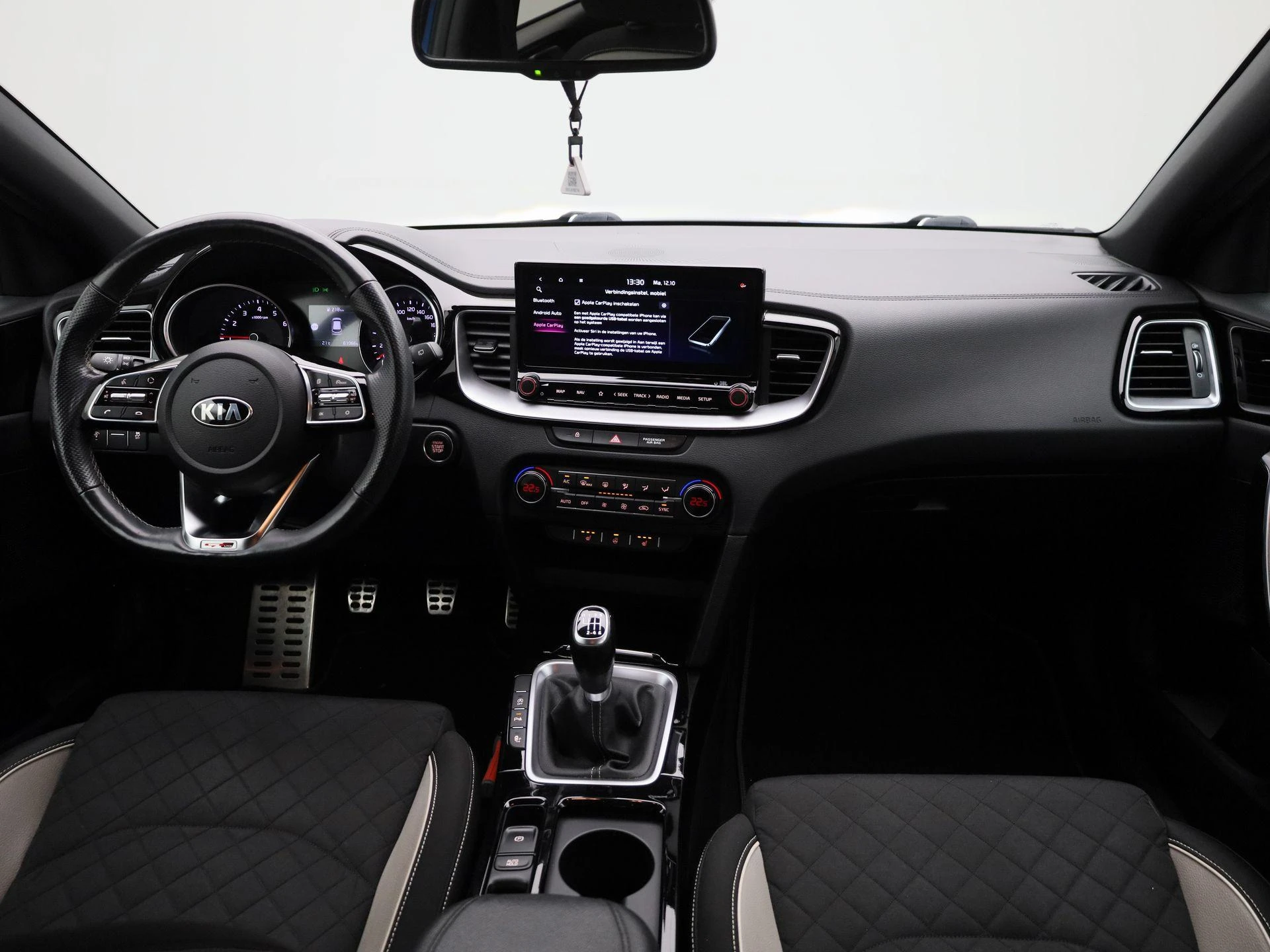 Kia-Ceed Sportswagon-image-34