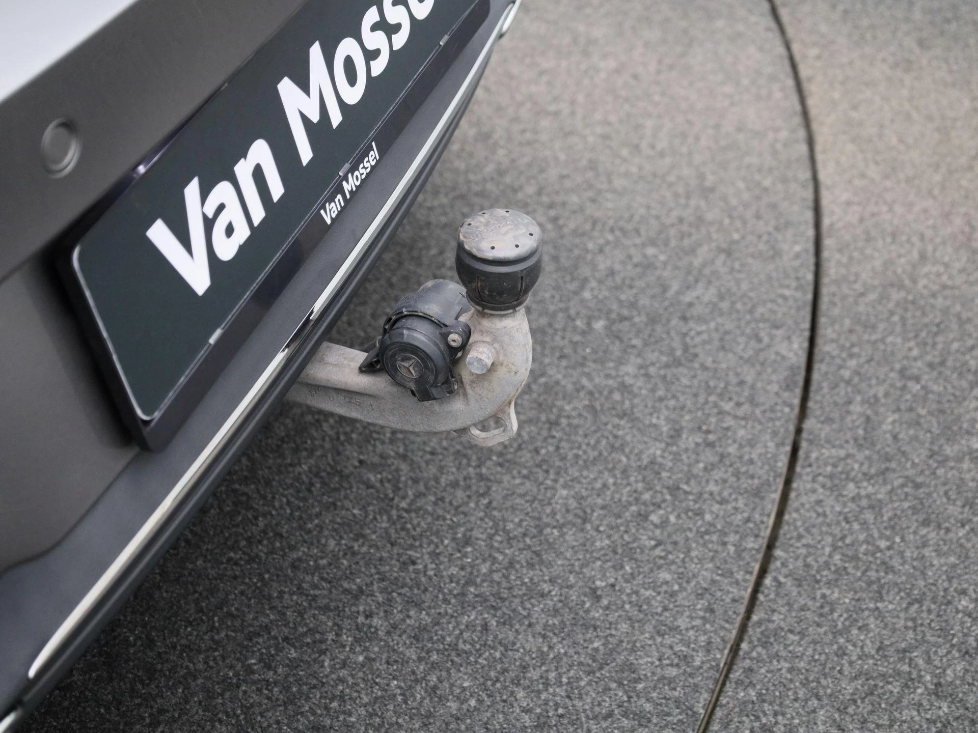 Mercedes-Benz-CLA-image-15