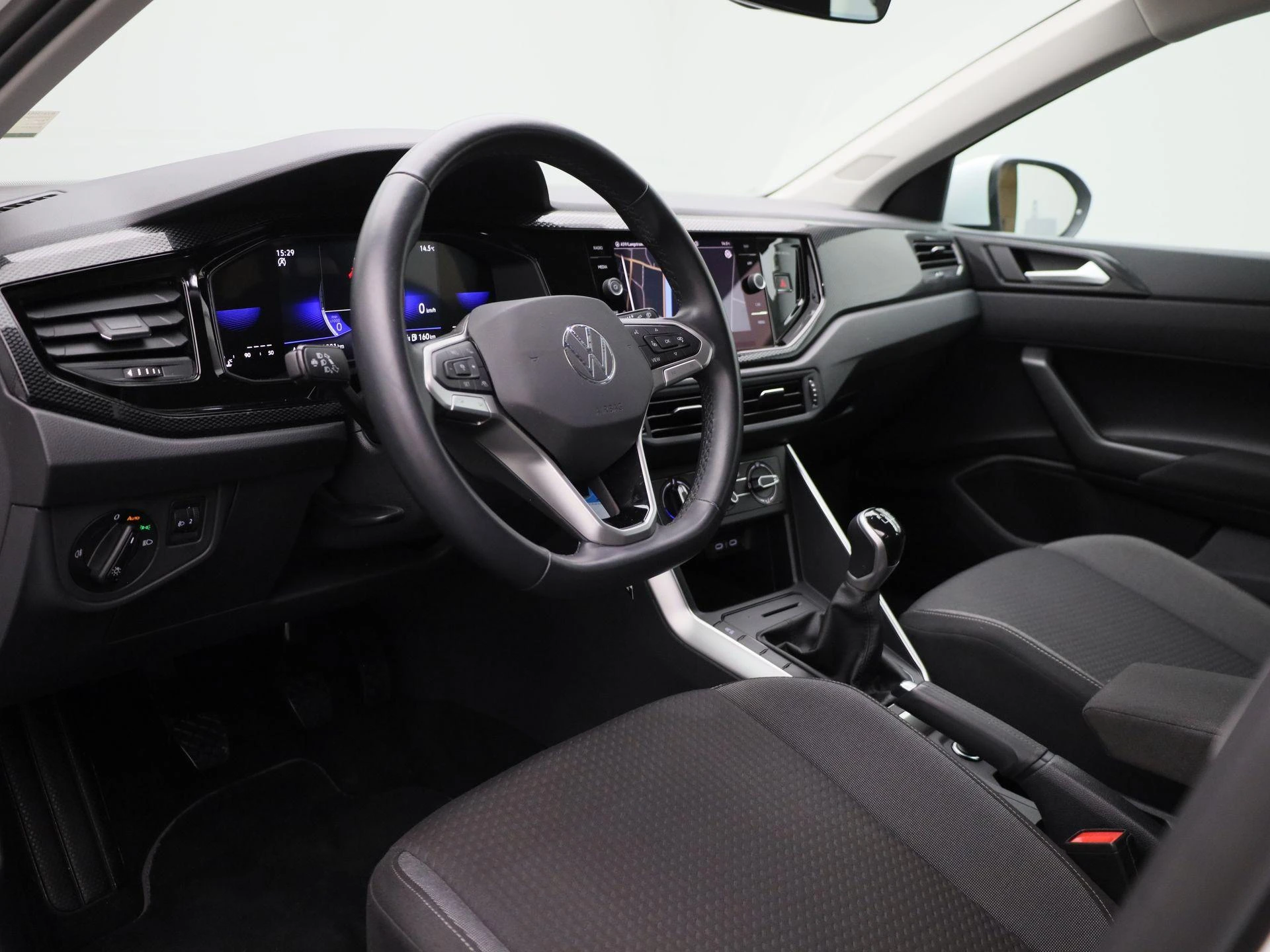 Volkswagen-Taigo-image-28