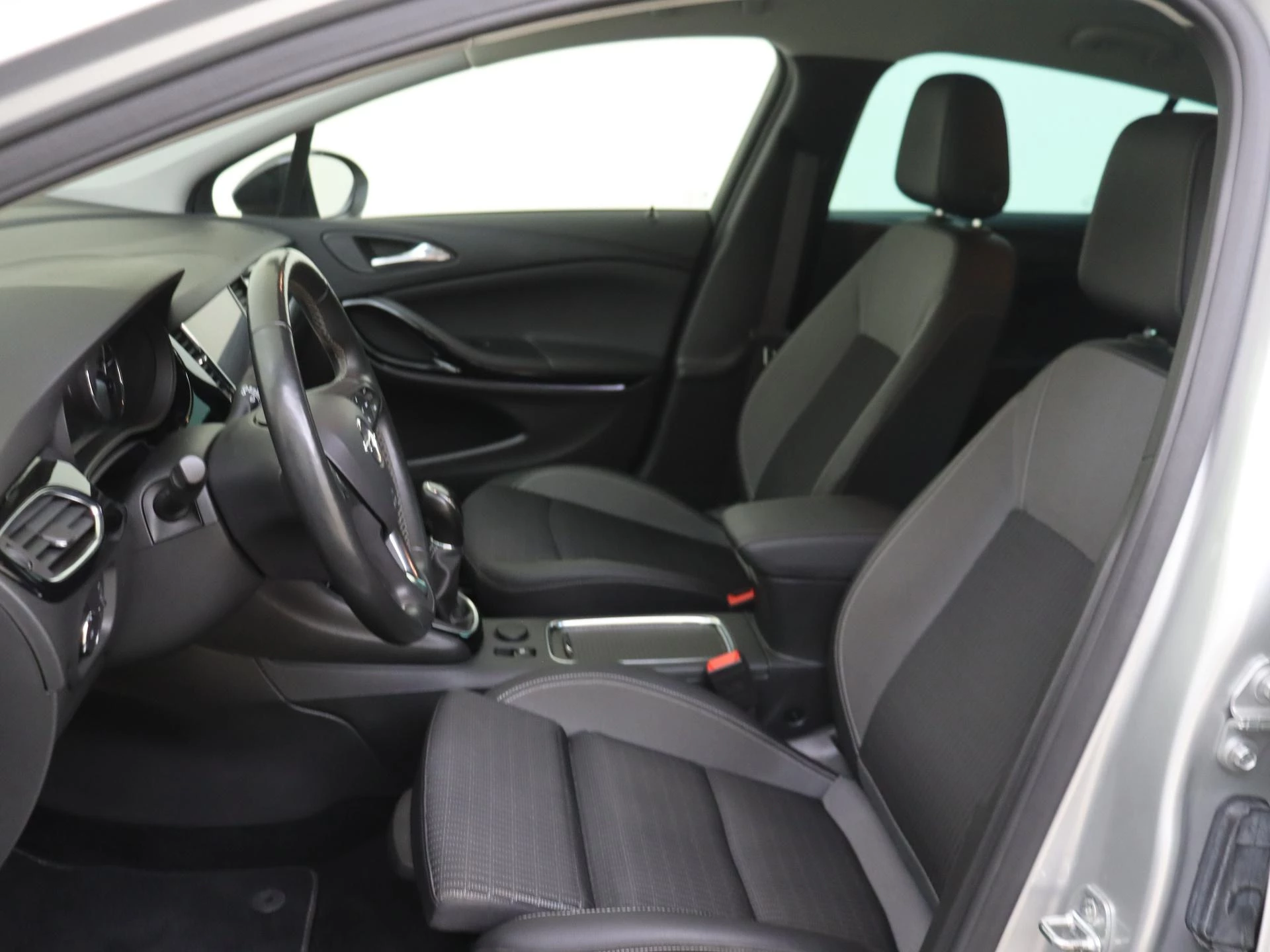 Opel Astra 1.2 Business Elegance