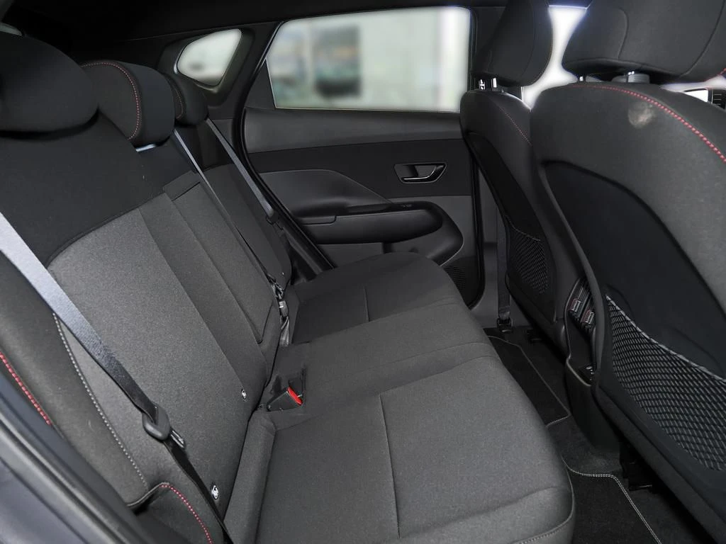 Hyundai-Kona-image-13