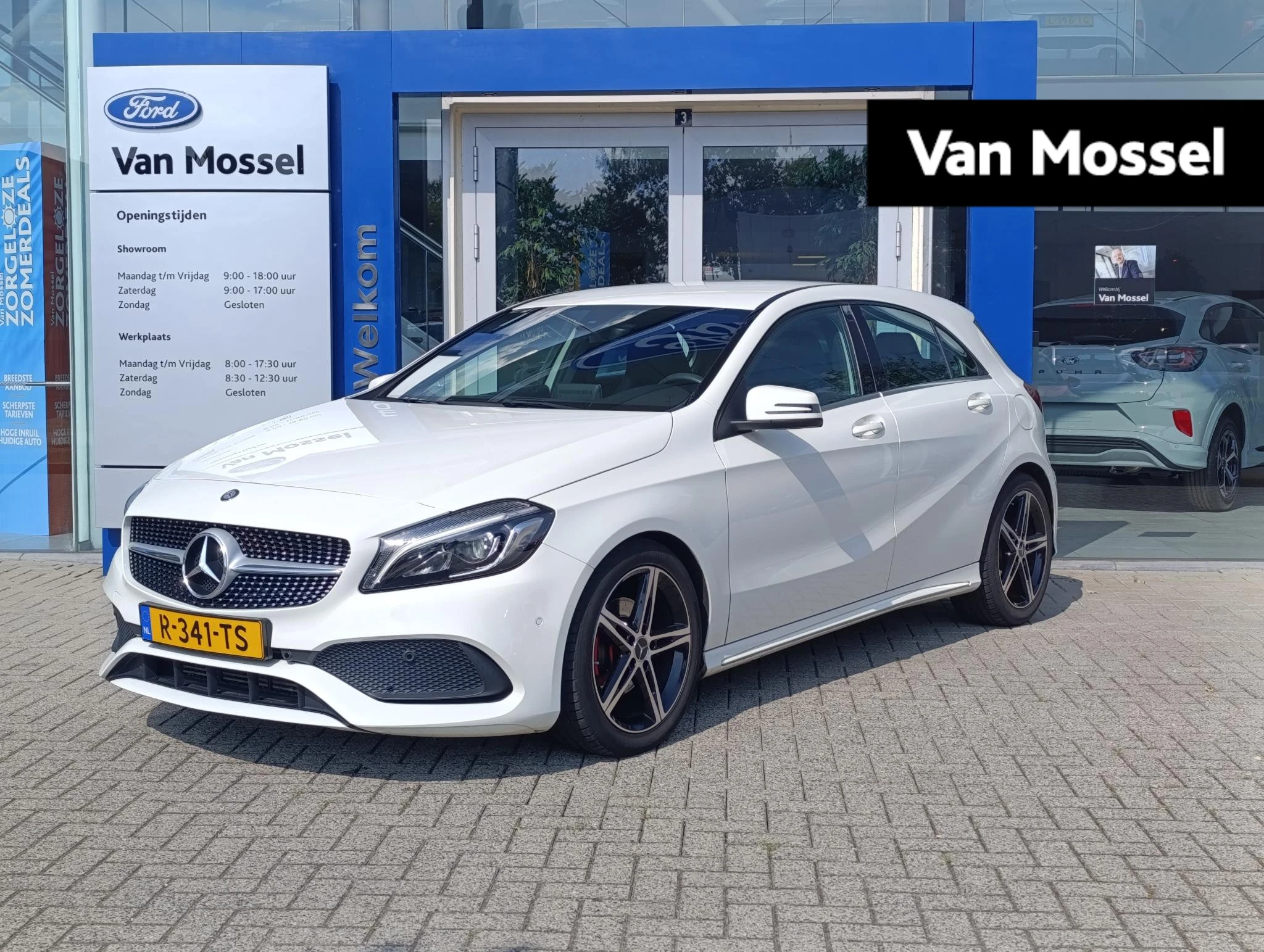 Mercedes-Benz-A-Klasse-image-0