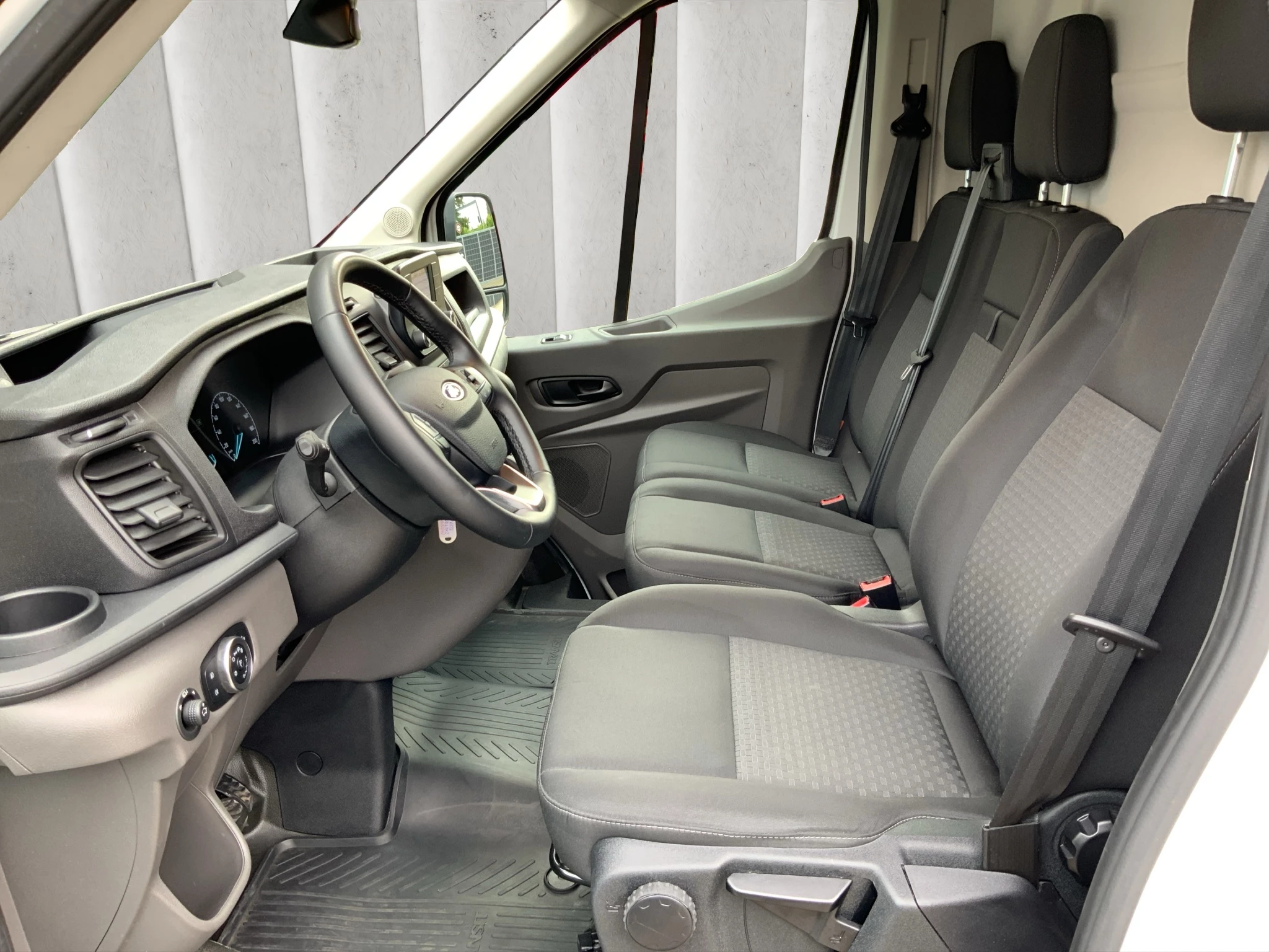 Ford-Transit-image-9