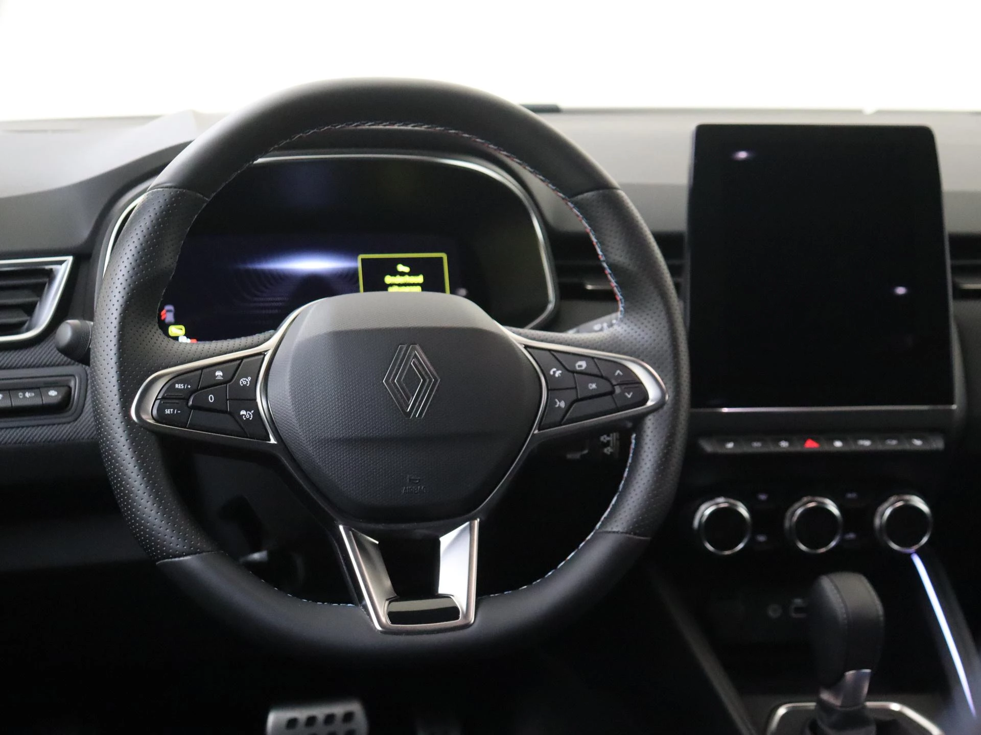 Renault-Clio-image-9