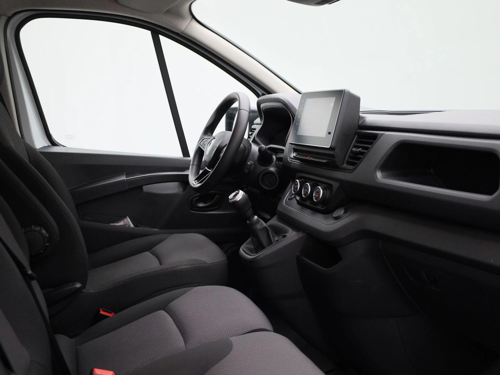 Renault-Trafic-image-35