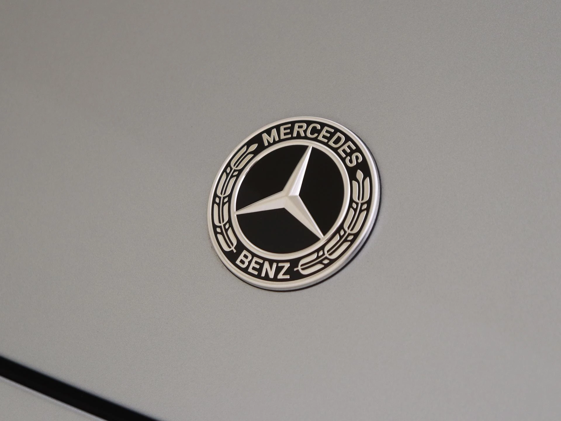 Mercedes-Benz-E-Klasse-image-34