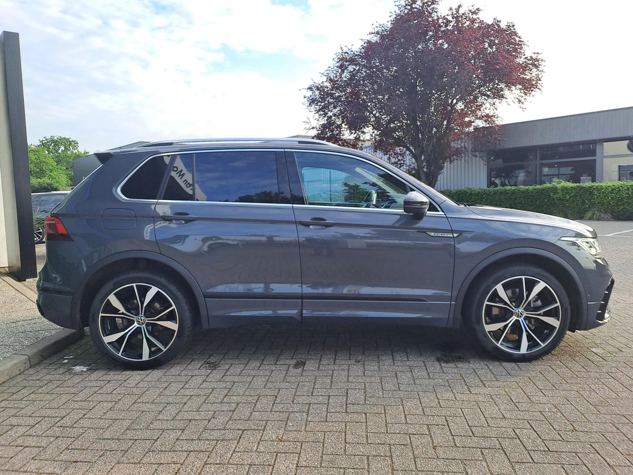 Volkswagen Tiguan 1.4 TSI eHybrid R-Line Business+
