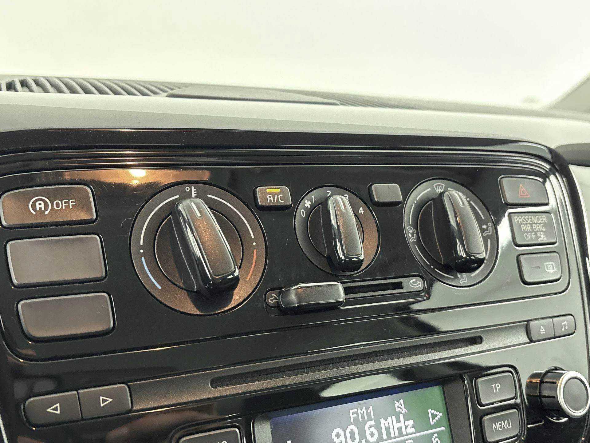 Volkswagen-up!-image-6