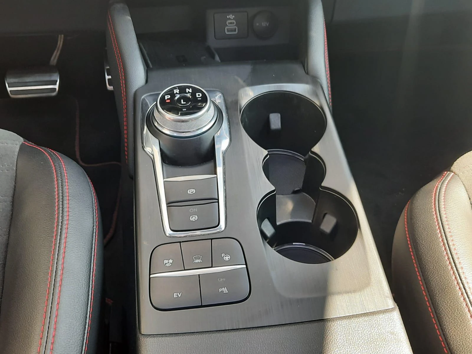 Ford-Kuga-image-20