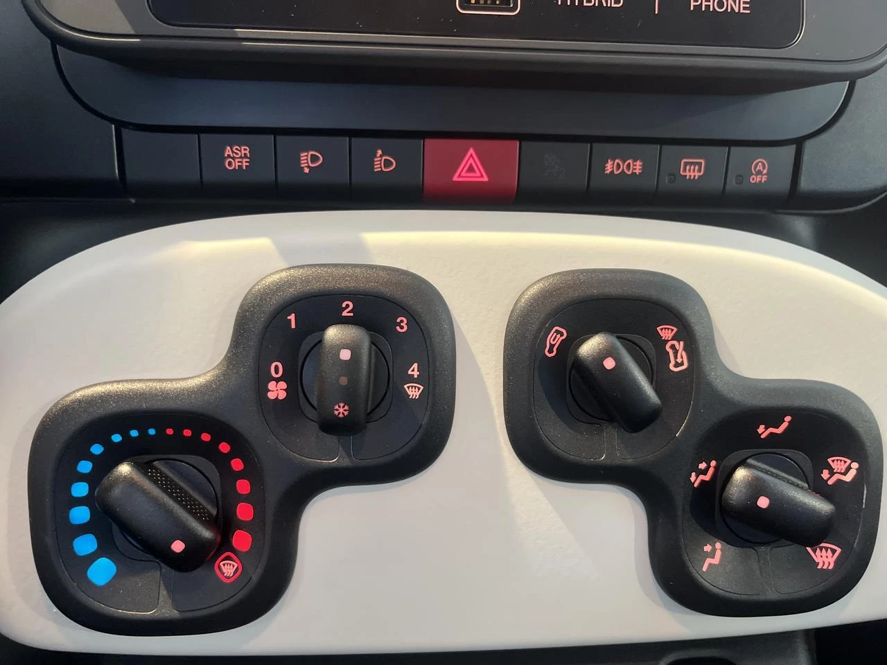 Fiat Pandina 1.0 Hybrid 70 MT6 Pandina