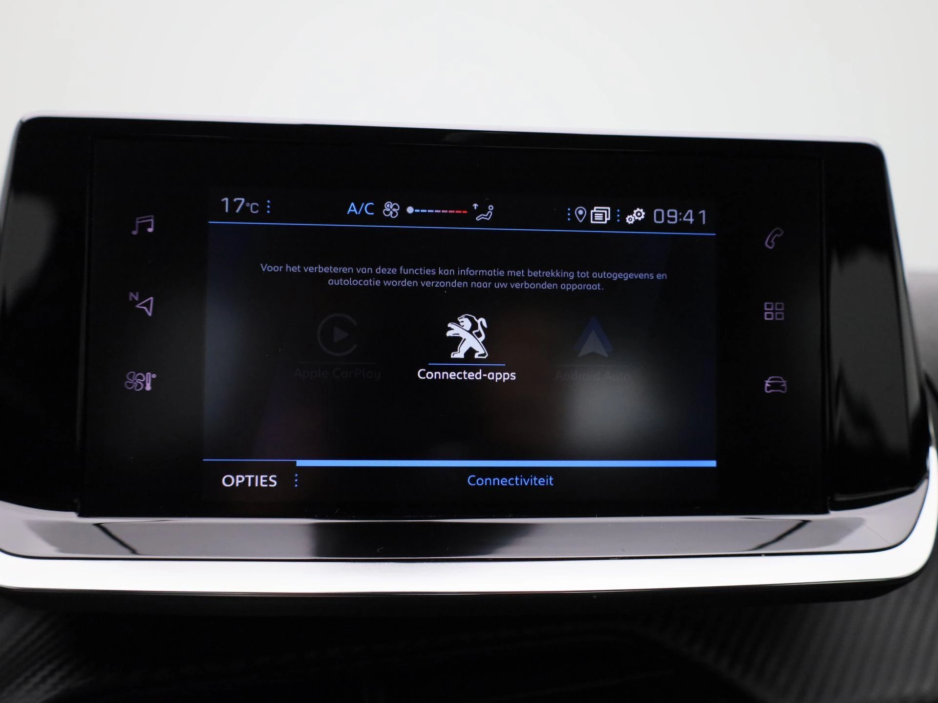 Peugeot-208-image-21