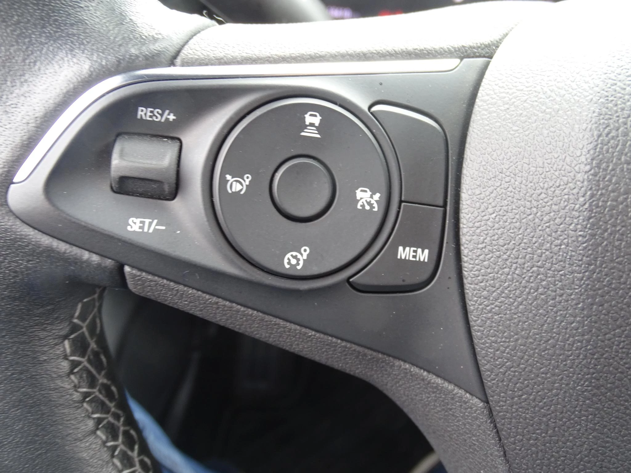 Opel-Mokka-image-22