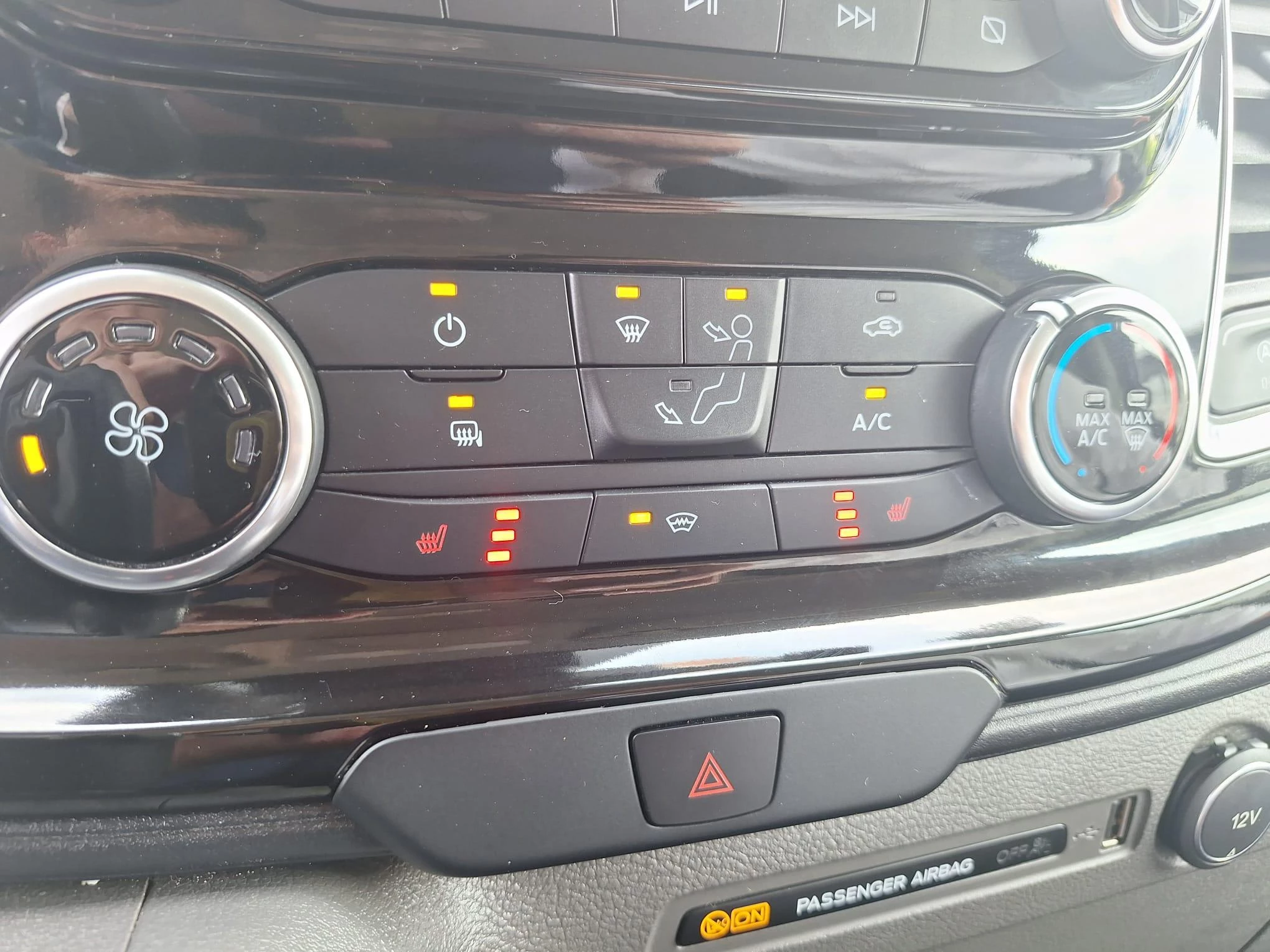 Ford Transit Custom 280 2.0 TDCI L1H1 Limited