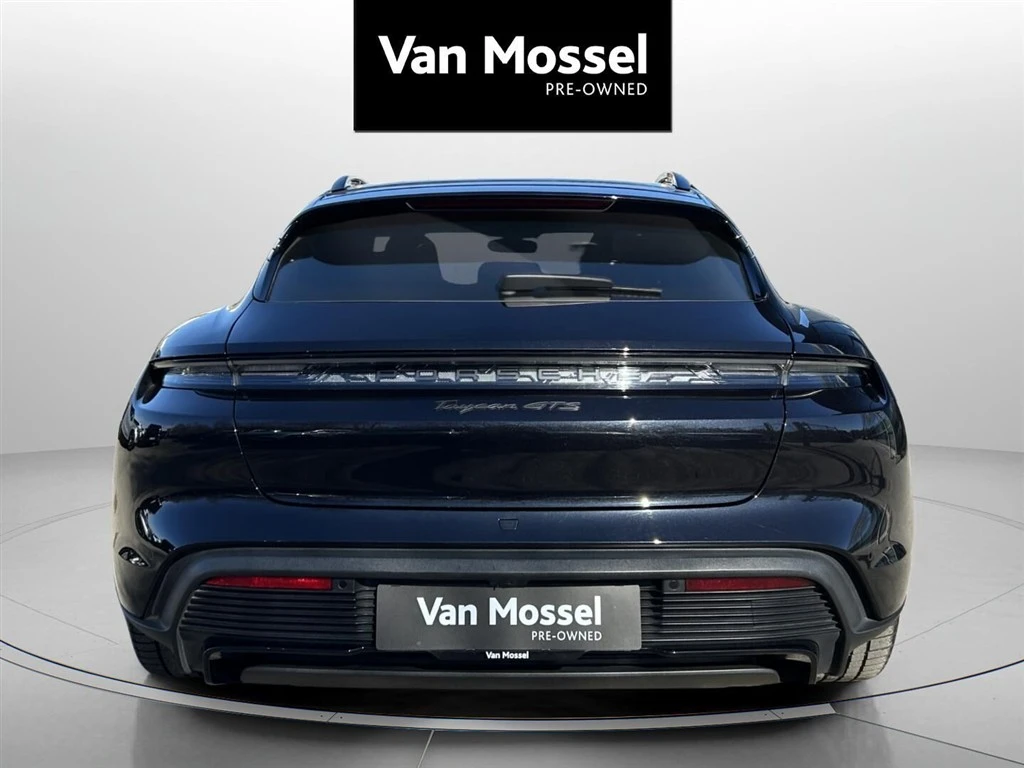 Porsche-Taycan-image-5
