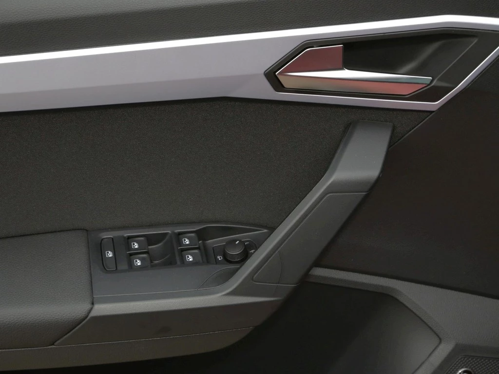 SEAT-Ibiza-image-14