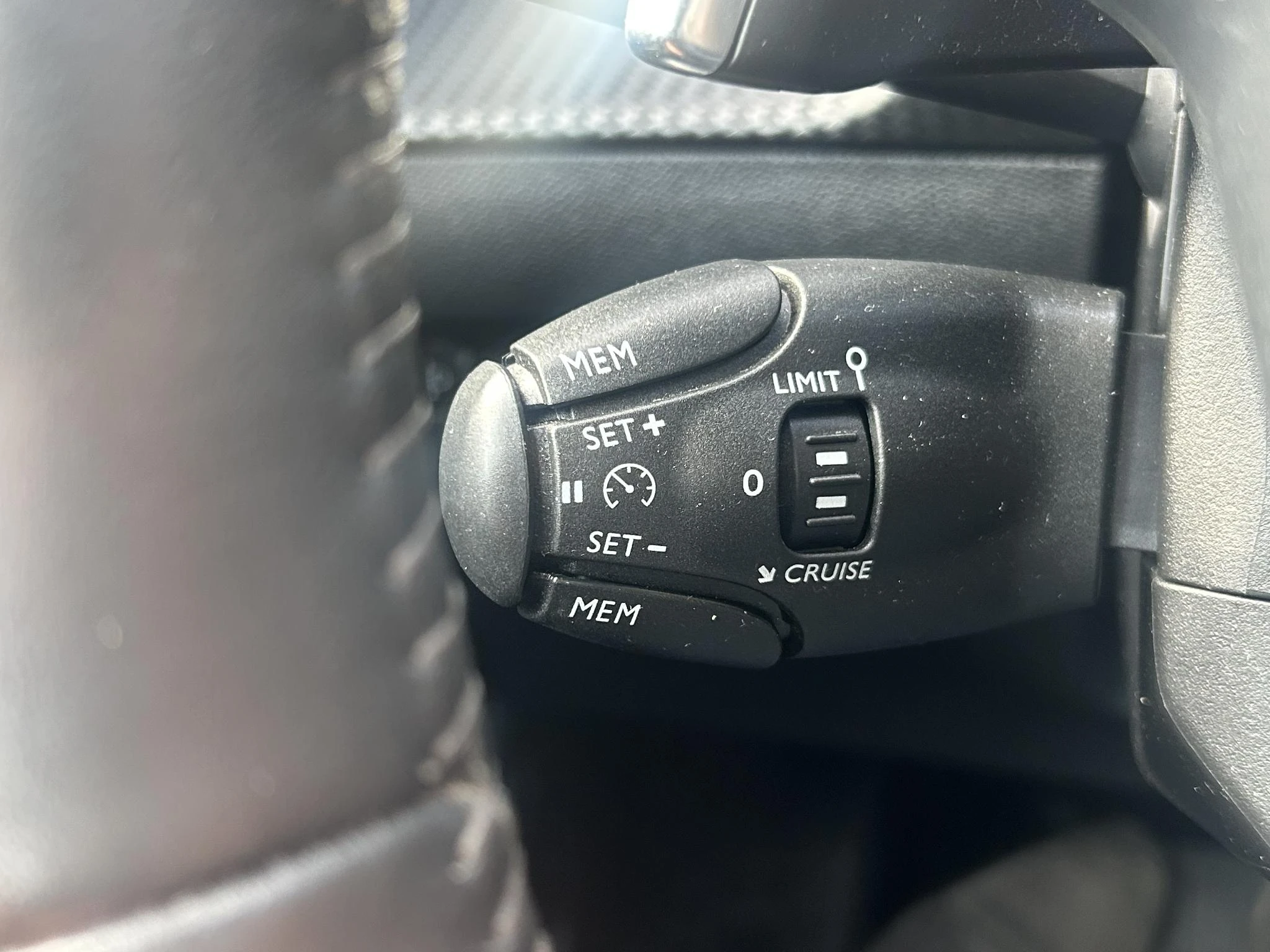Peugeot-2008-image-11