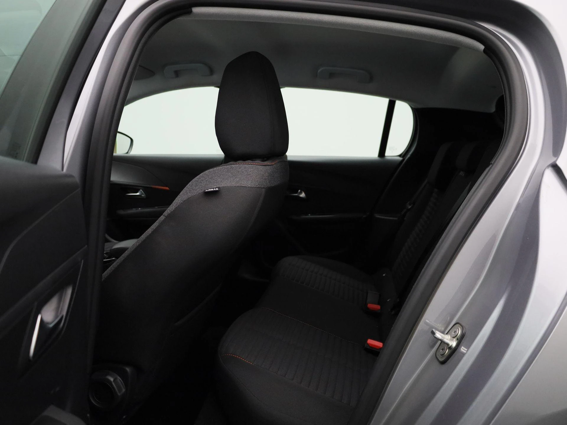 Peugeot e-208 EV Active Pack 50 kWh
