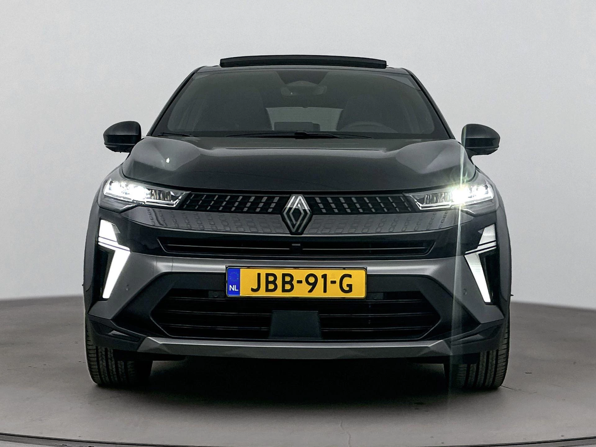 Renault-Captur-image-4