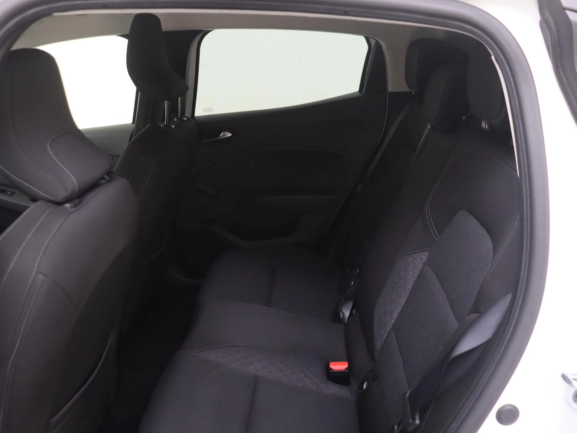 Renault-Clio-image-12