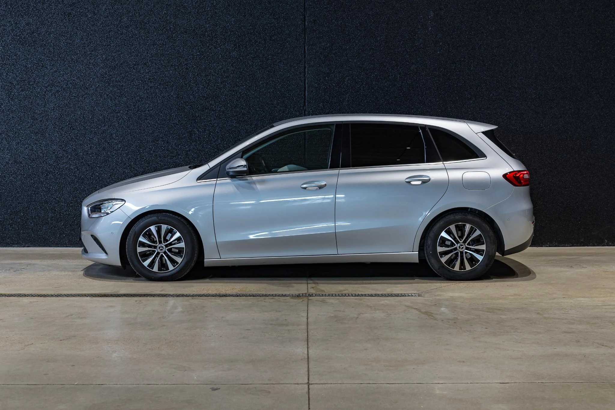 Mercedes-Benz-B-Klasse-image-3