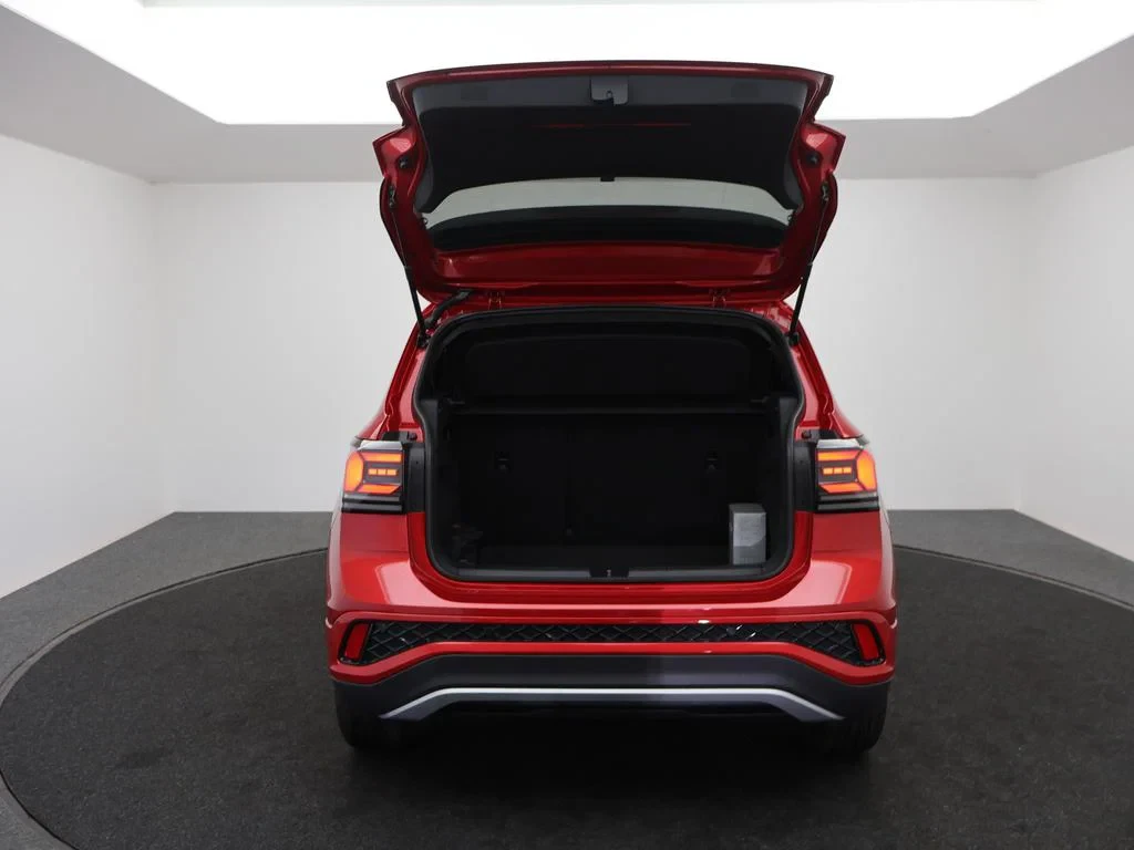 Volkswagen-T-Cross-image-15