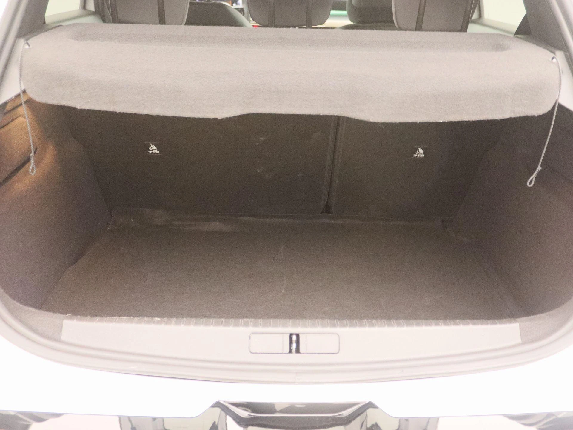 Lancia-Ypsilon-image-12