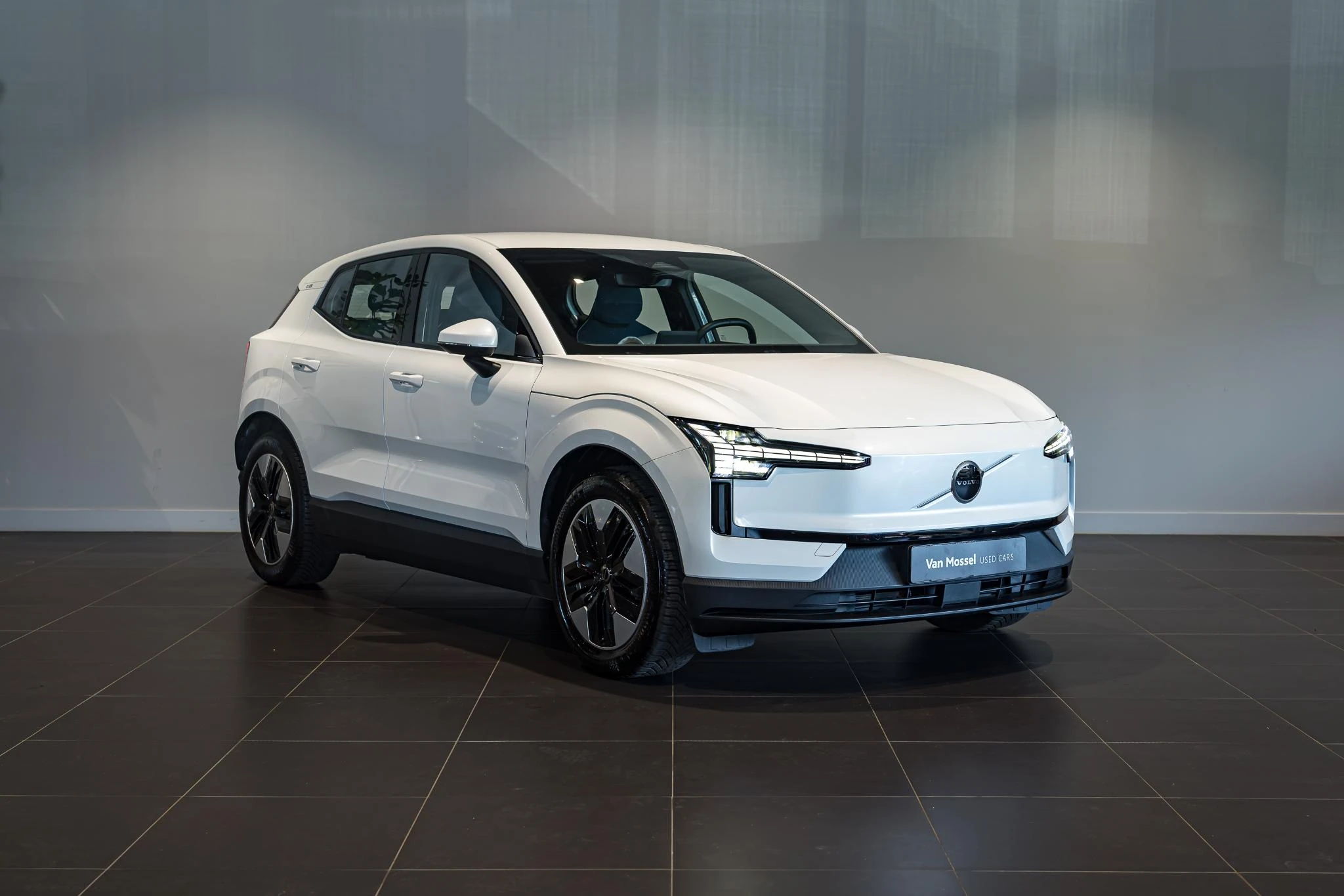 Volvo-EX30-image-2