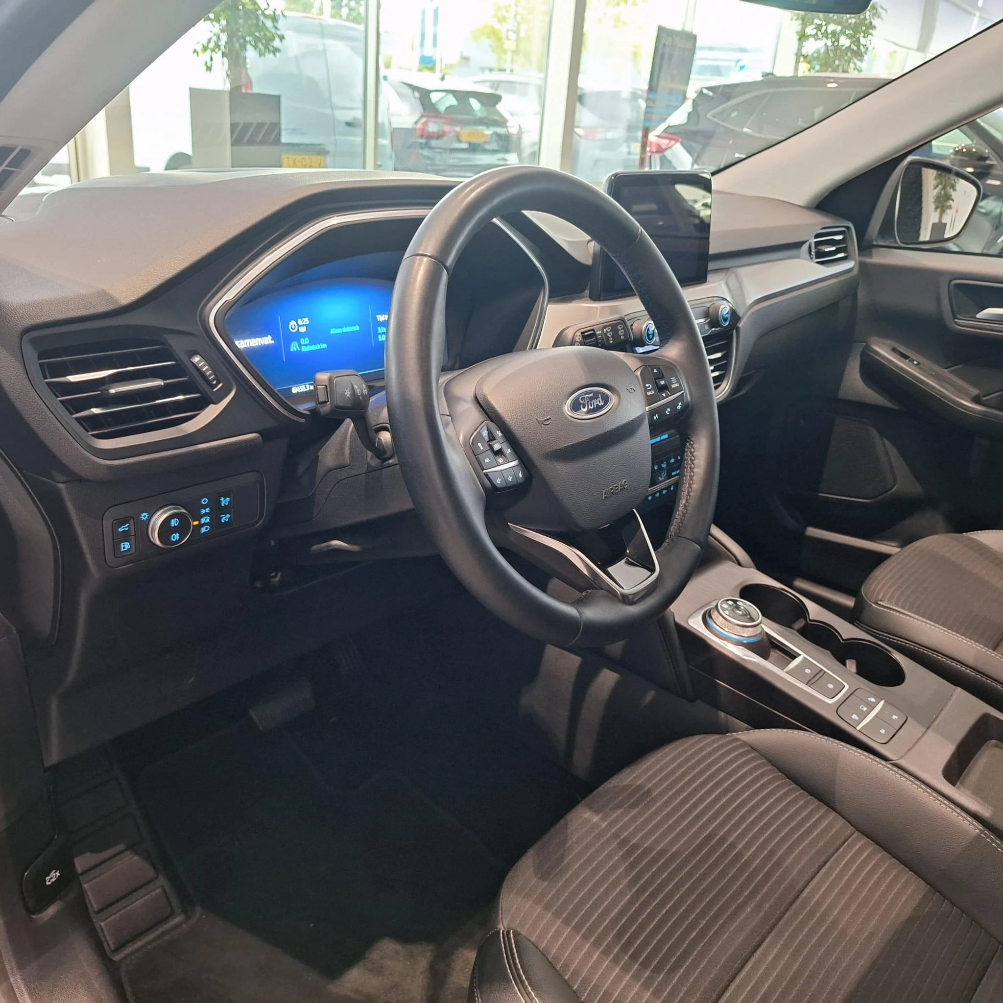 Ford-Kuga-image-30