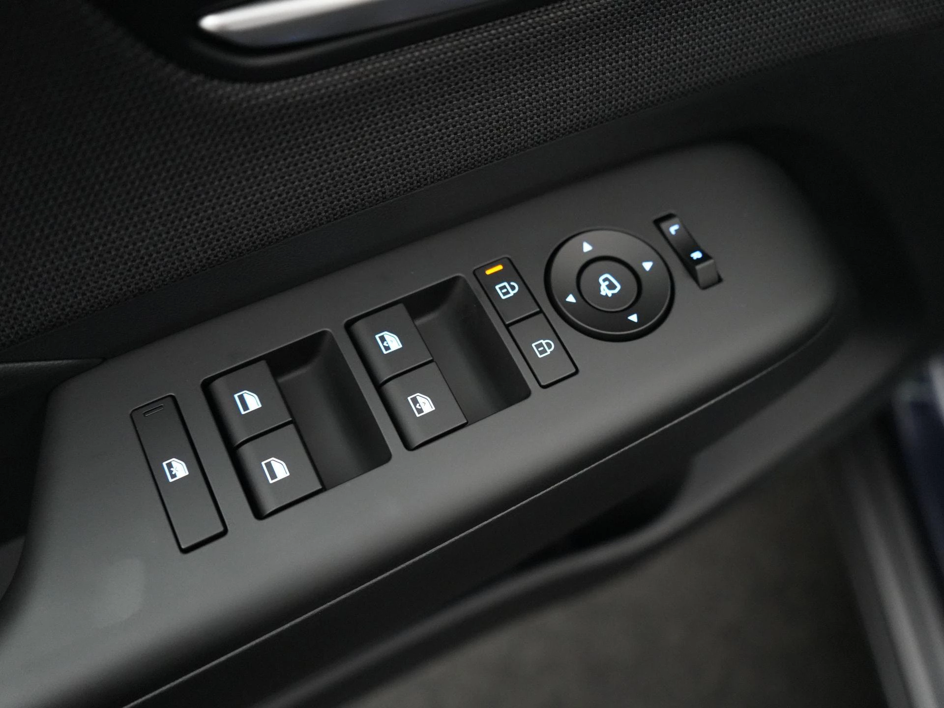 Hyundai-Kona-image-30