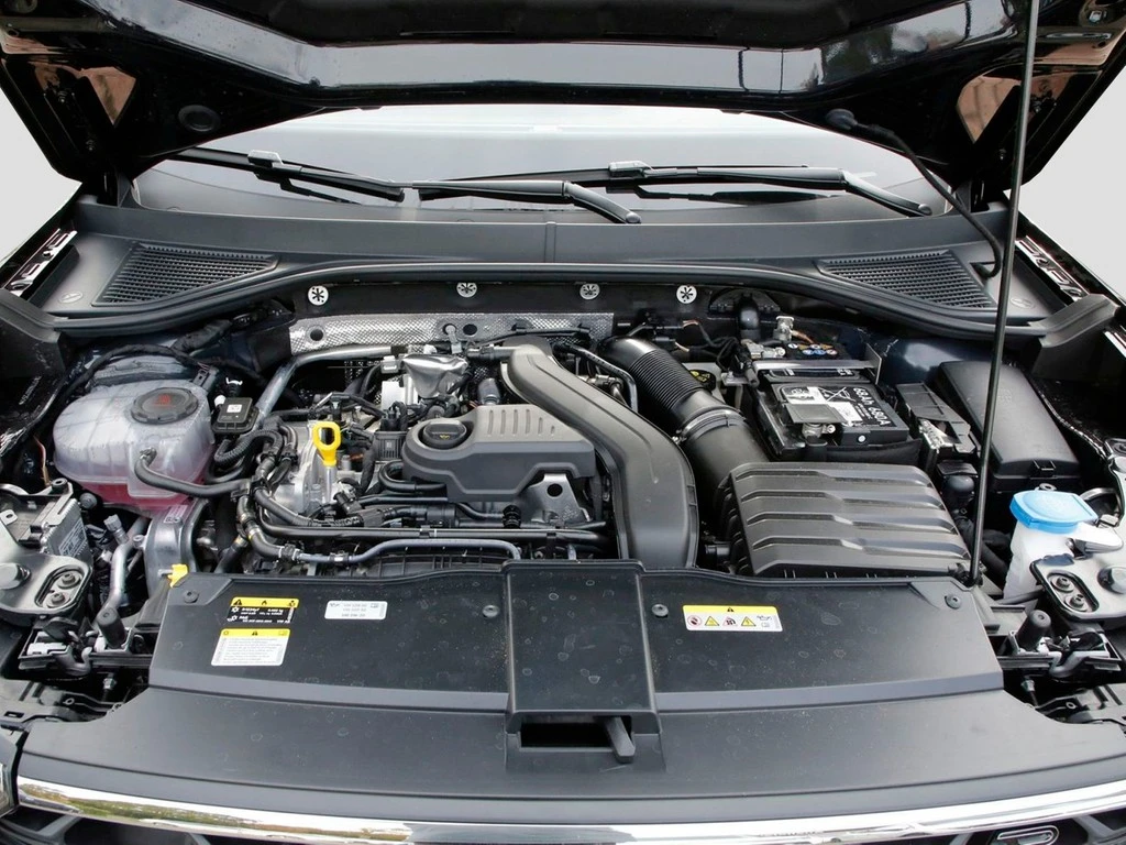 Volkswagen-T-Roc-image-7
