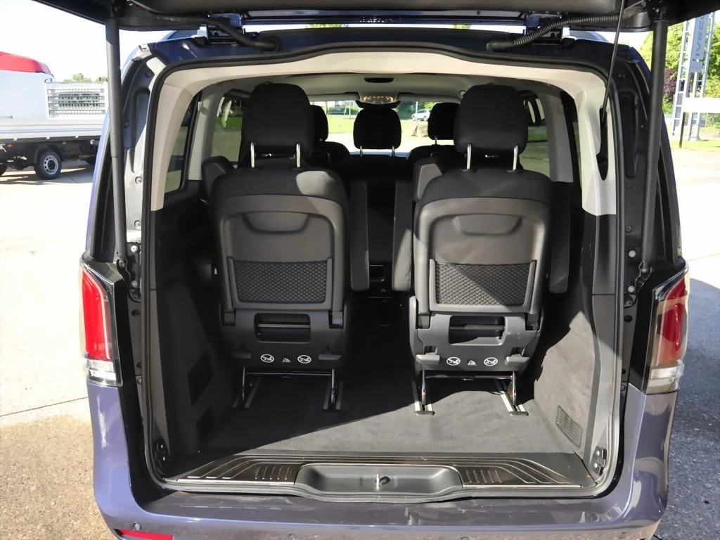 Mercedes-Benz-V-Klasse 220-image-14
