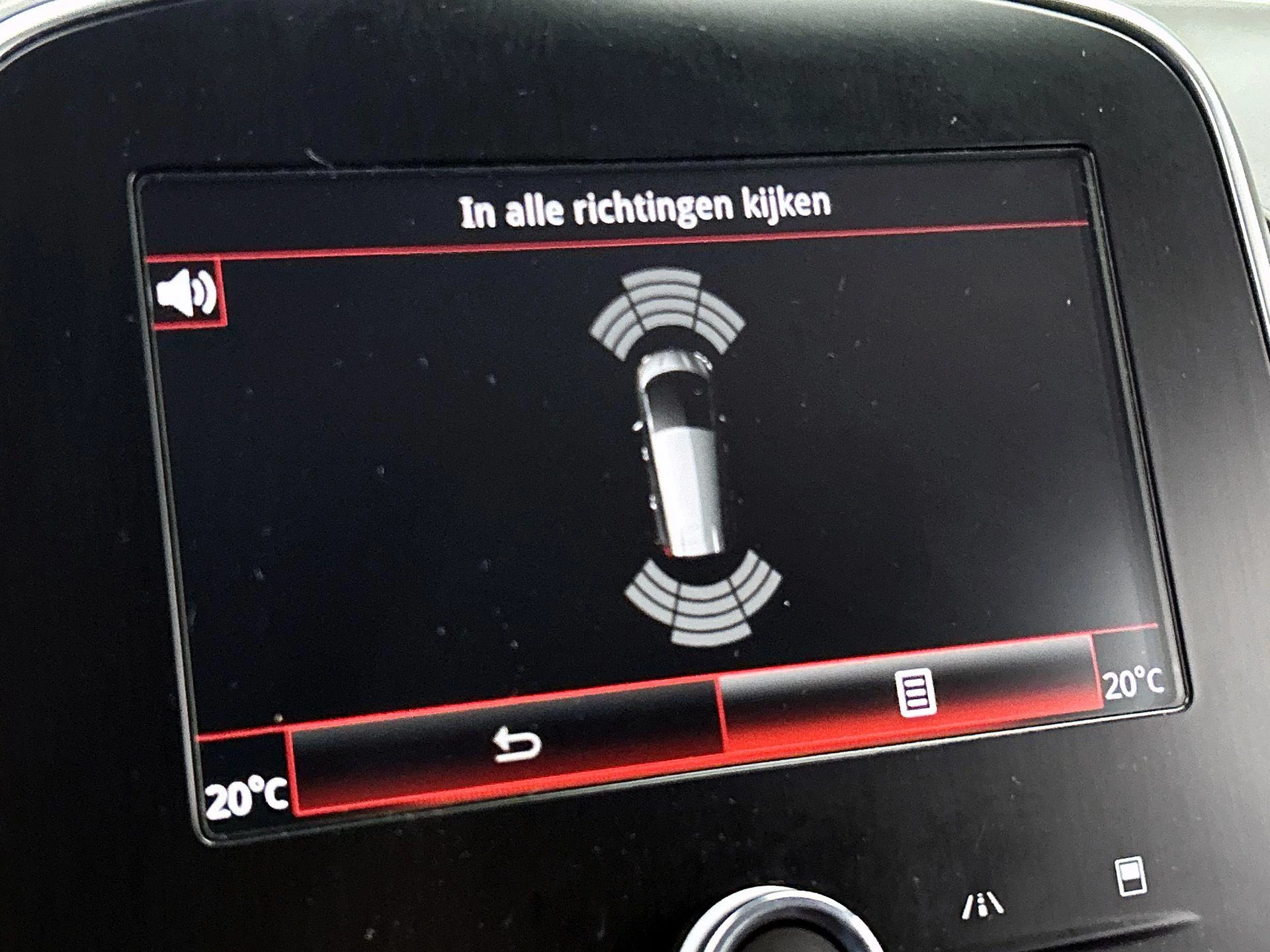 Renault-Grand Scénic-image-16