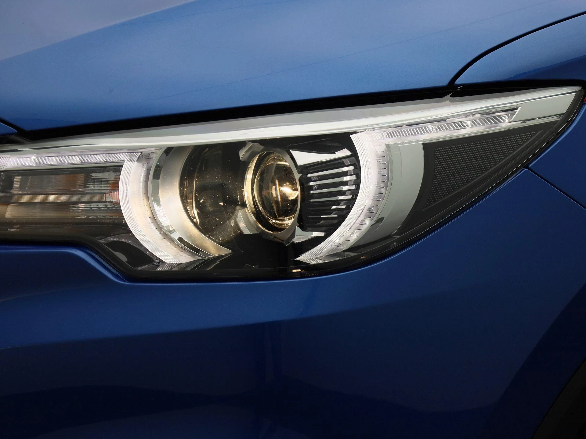 MG-ZS EV-image-13