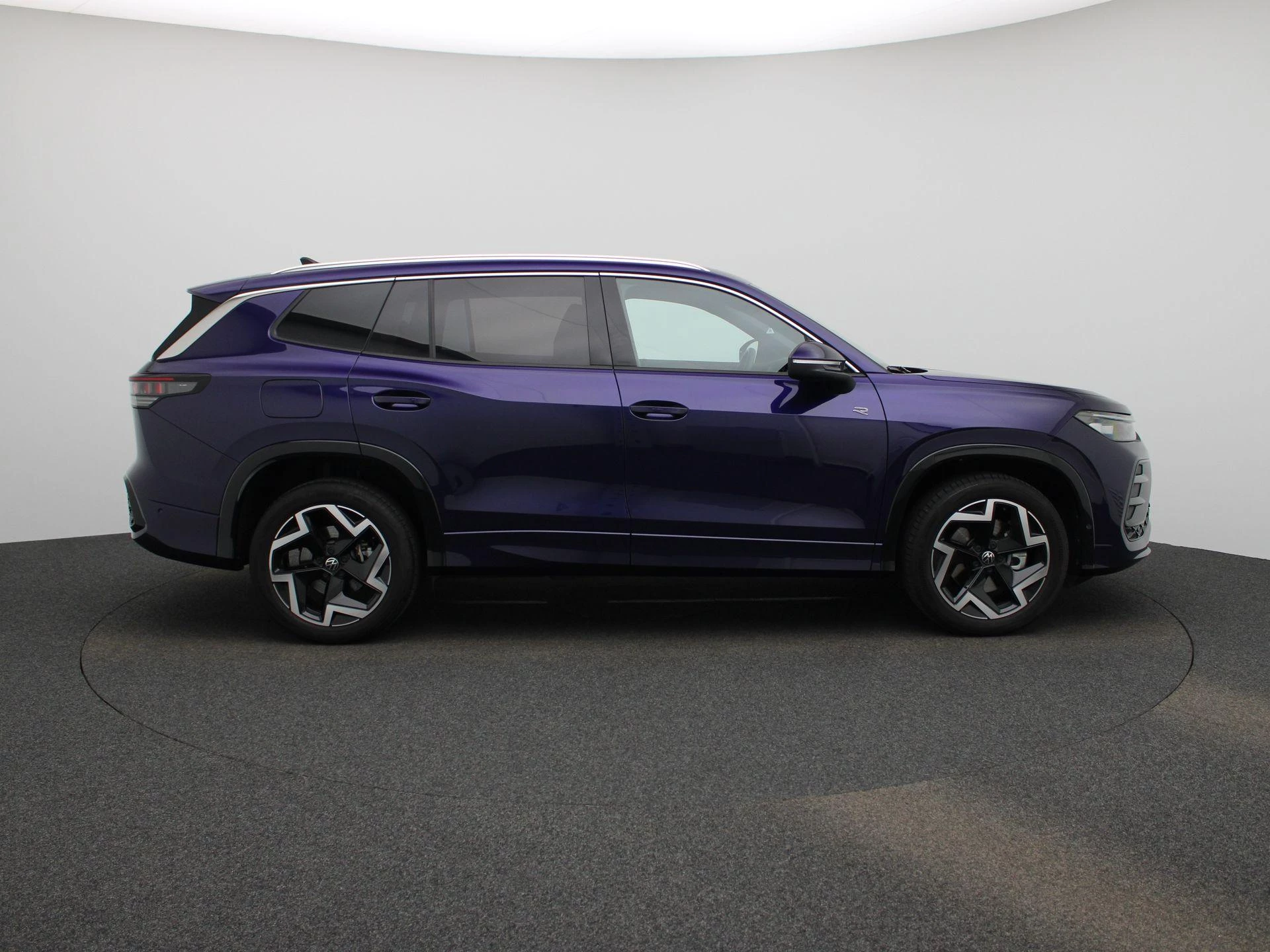 Volkswagen-Tayron-image-5