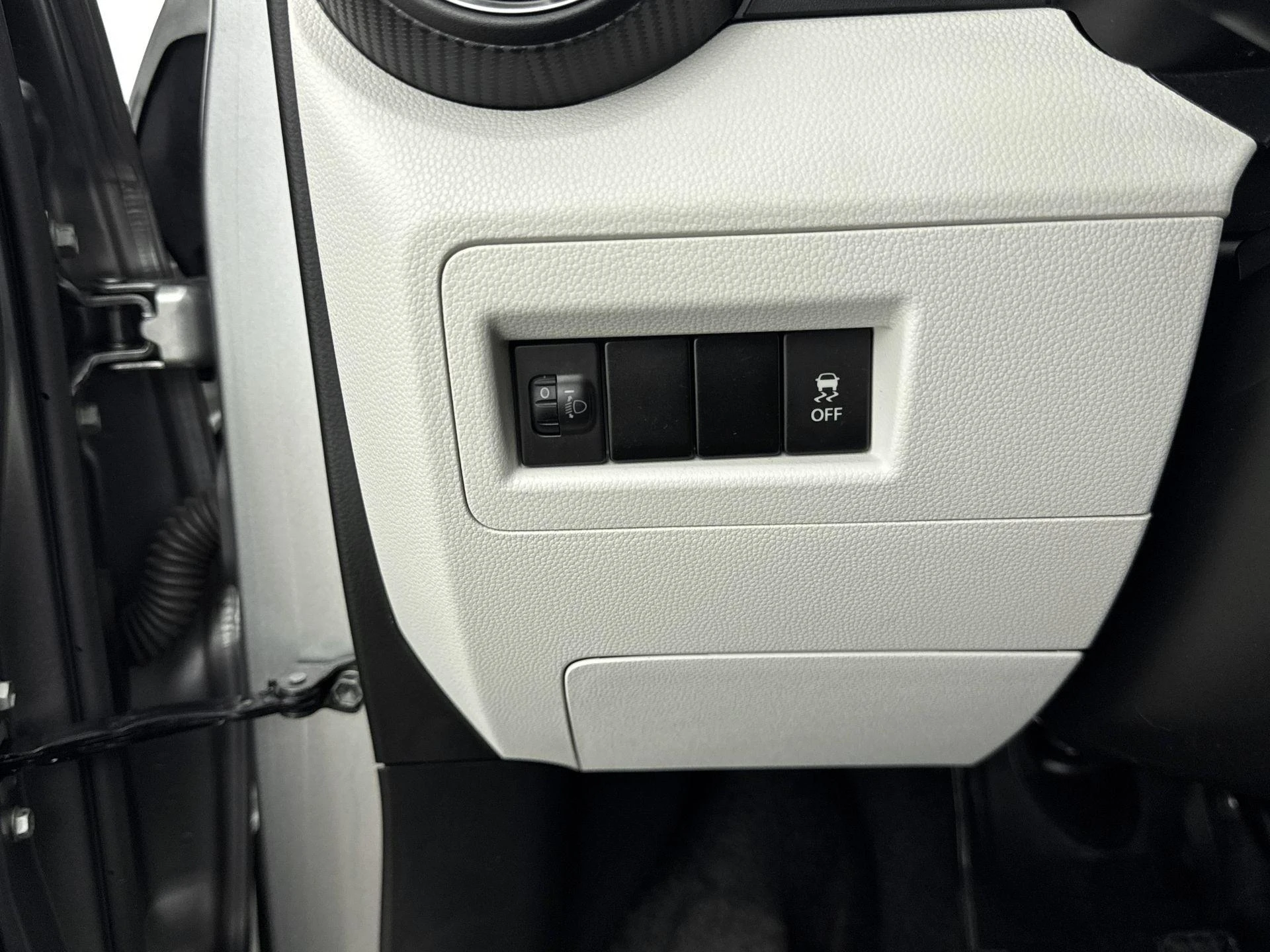 Suzuki-Ignis-image-19