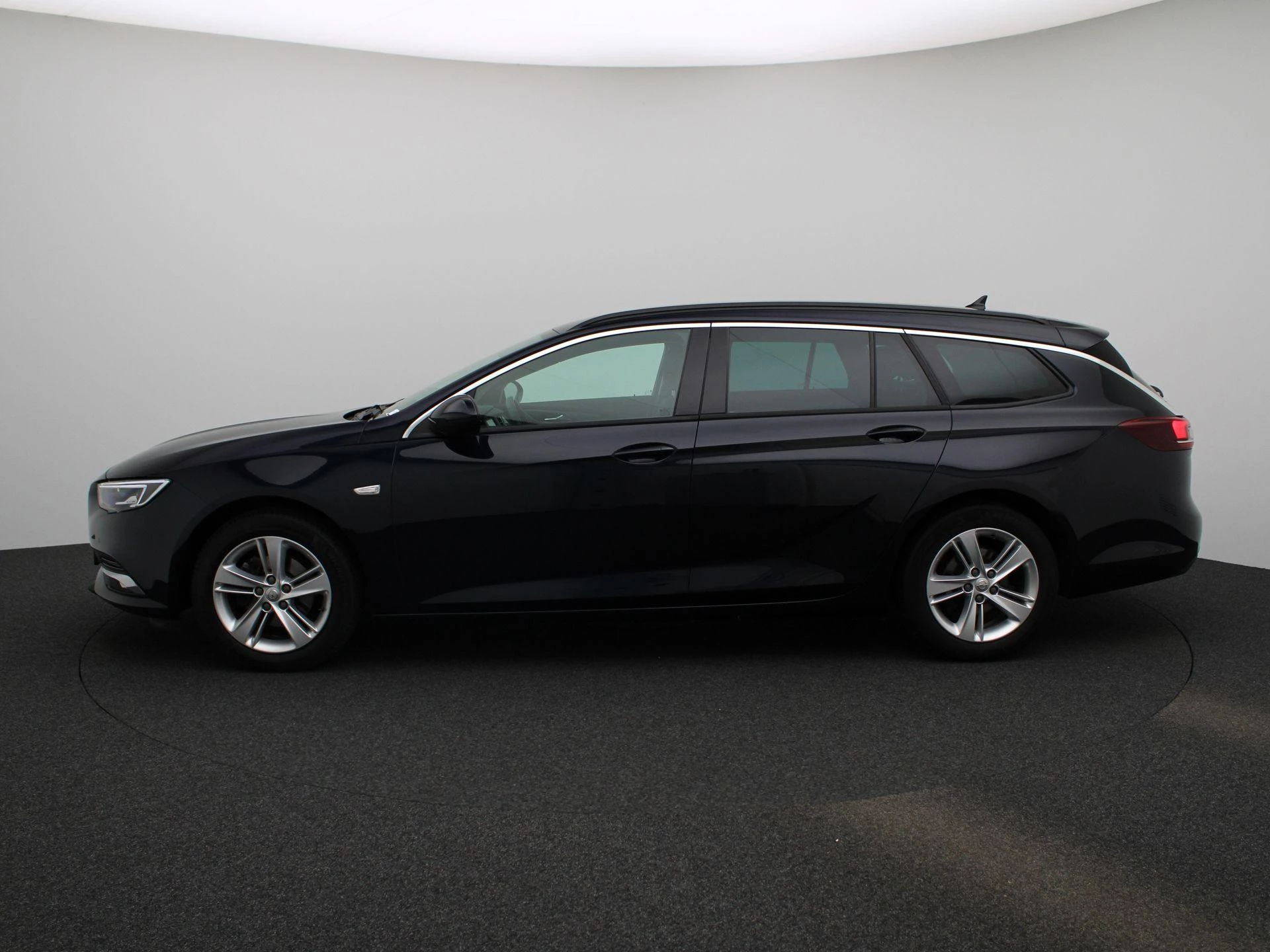 Opel-Insignia-image-3