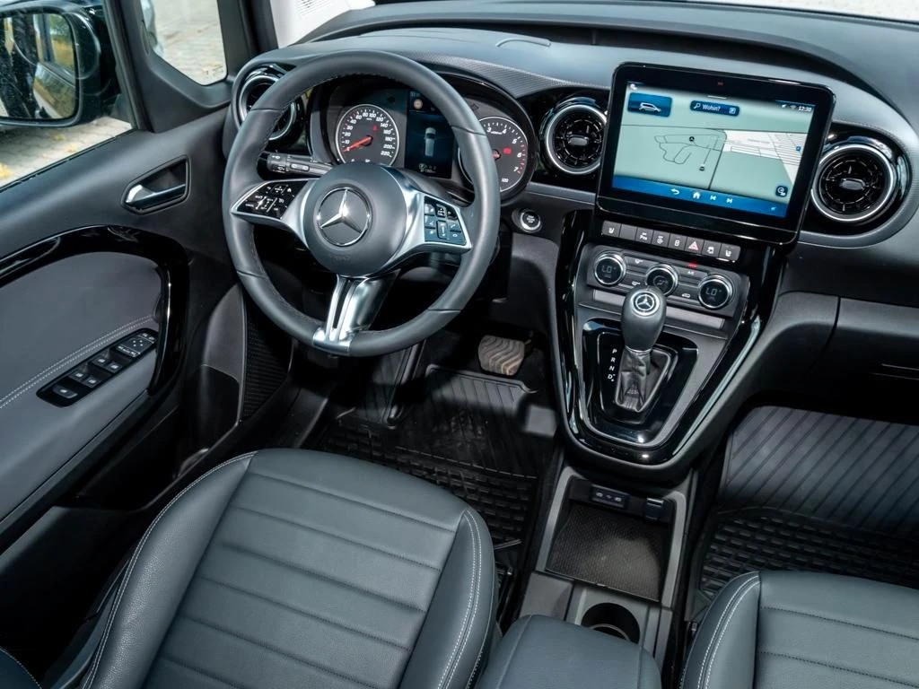 Mercedes-Benz-T-Klasse 180-image-8