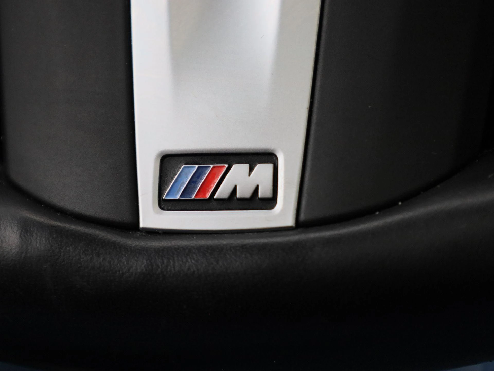 BMW-iX3-image-31