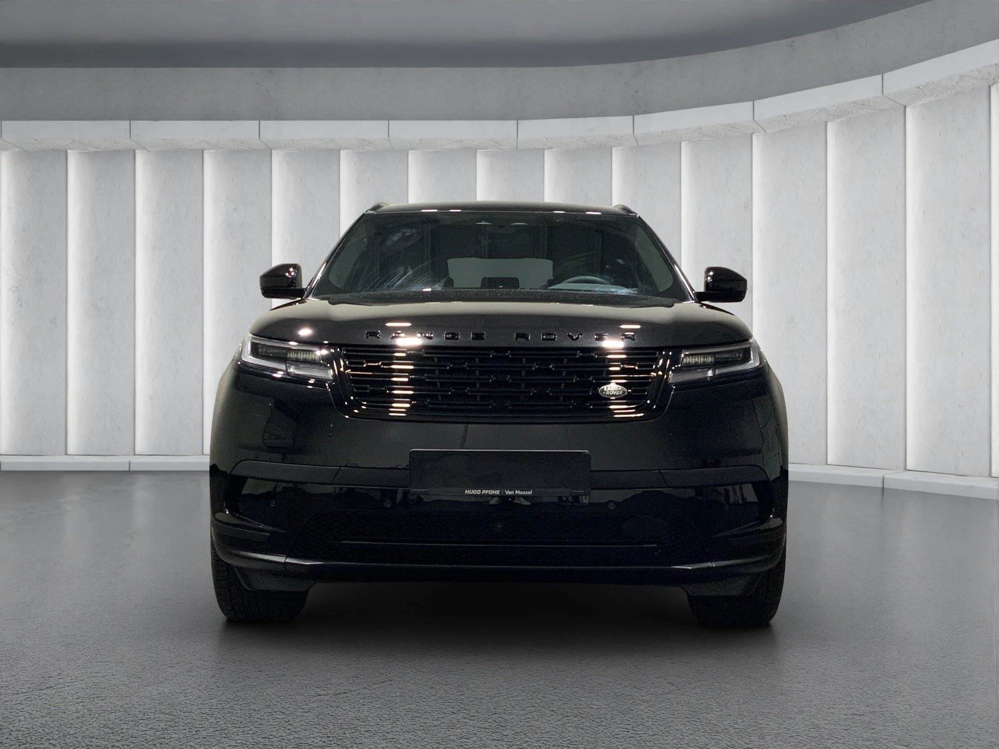 Land Rover-Range Rover Velar-image-3