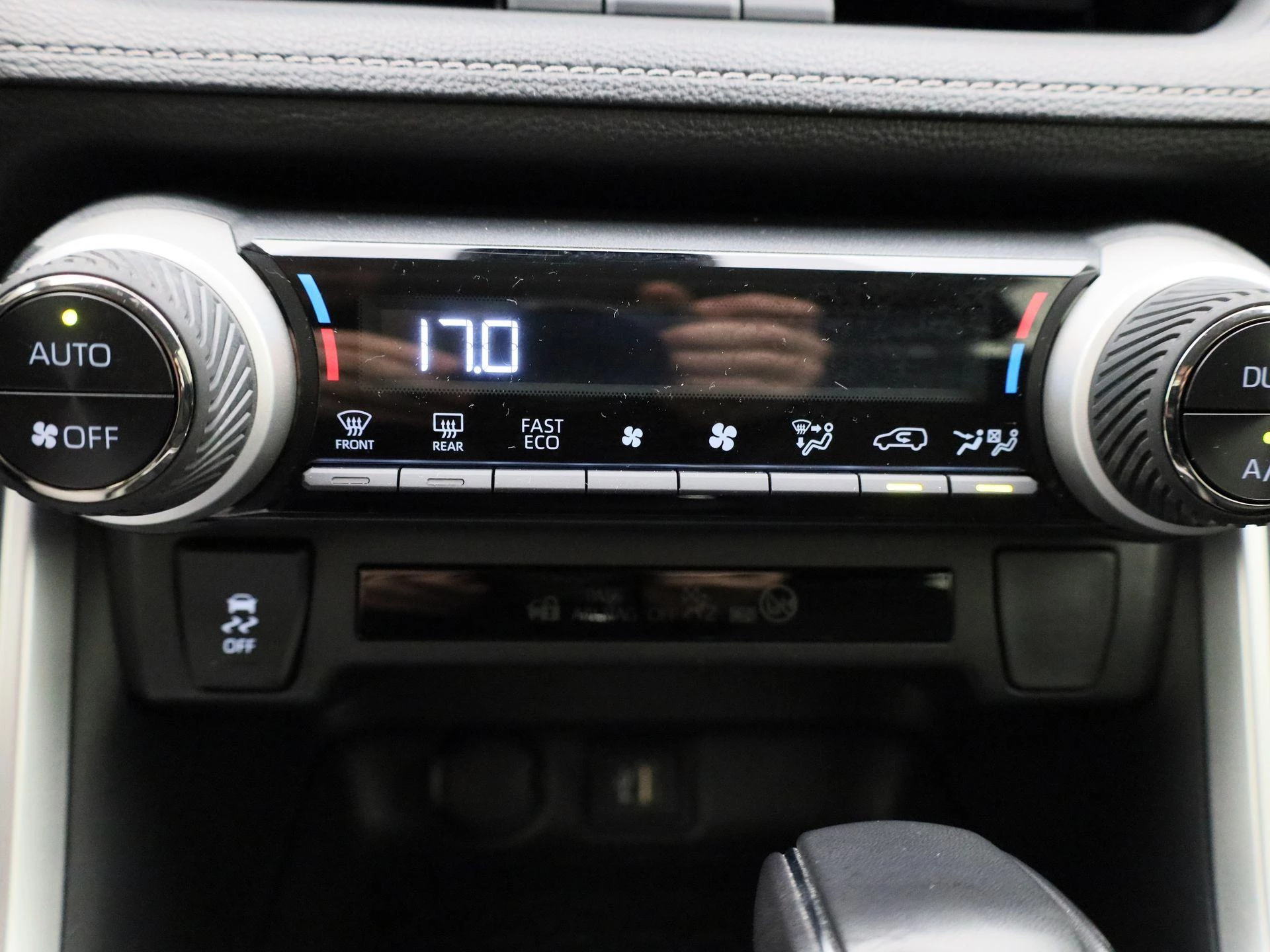 Toyota-RAV4-image-17