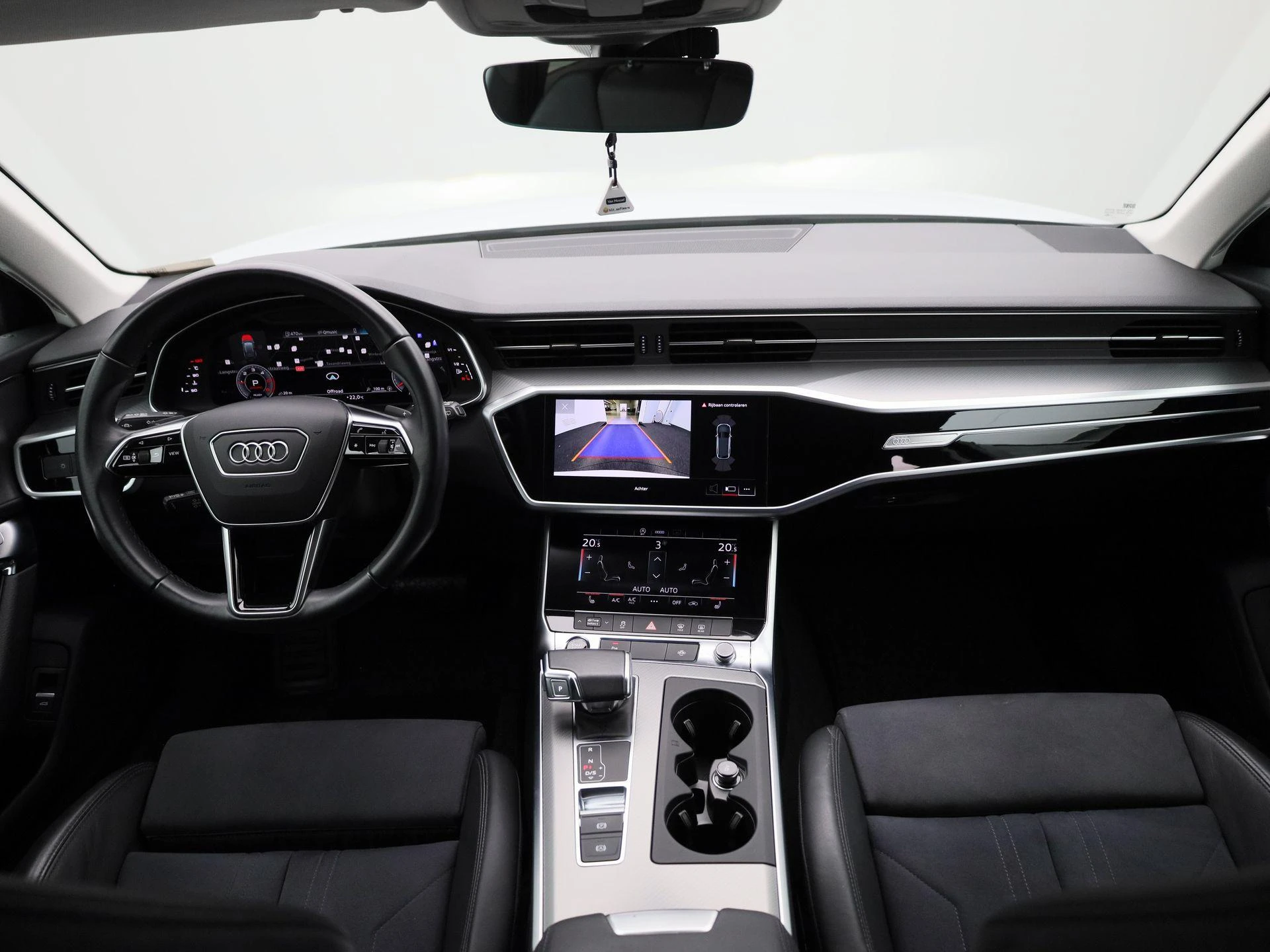 Audi-A6-image-39