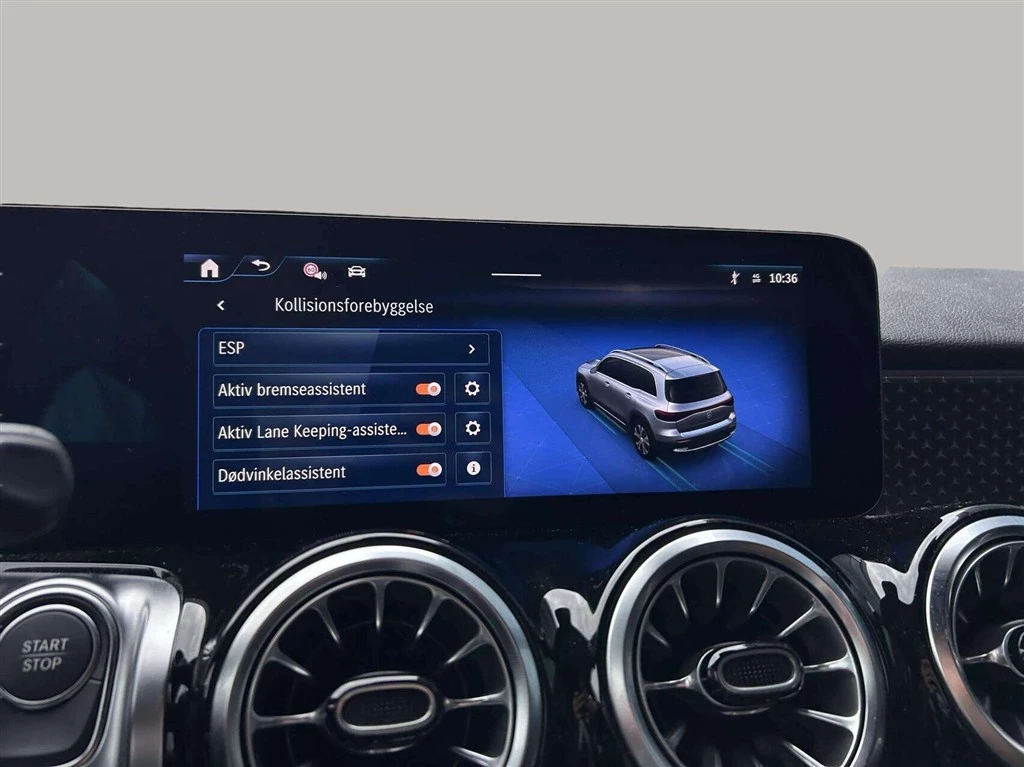 Mercedes-Benz-EQB-image-17