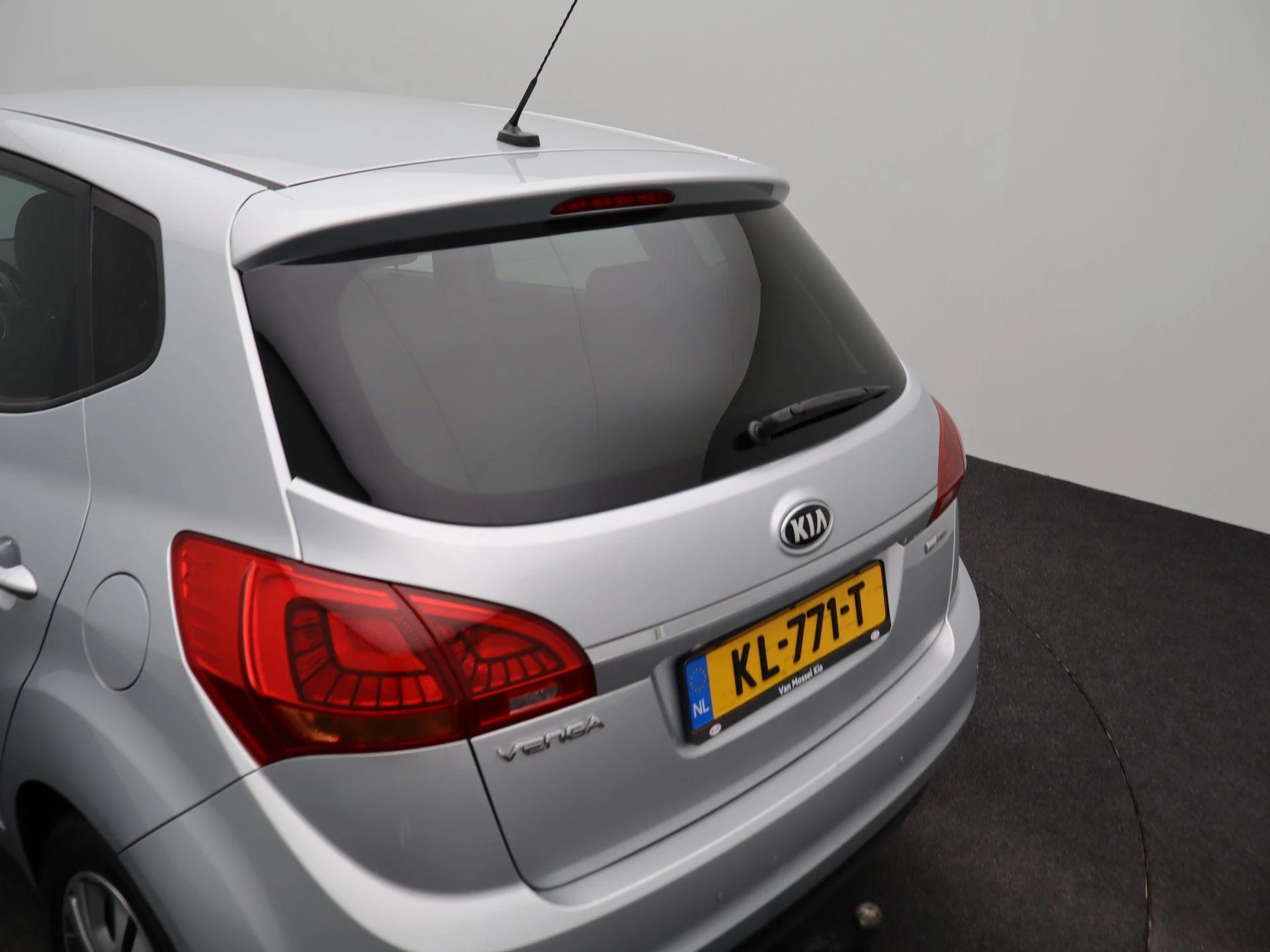 Kia-Venga-image-37