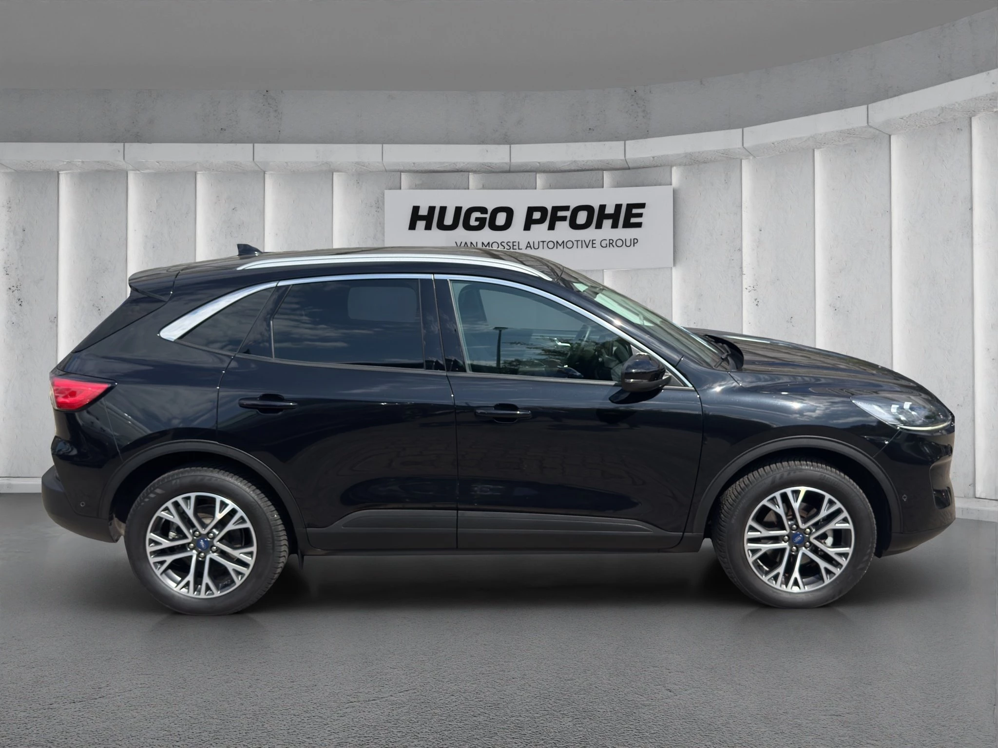 Ford Kuga 2.5 Duratec Hybrid FHEV Titanium X
