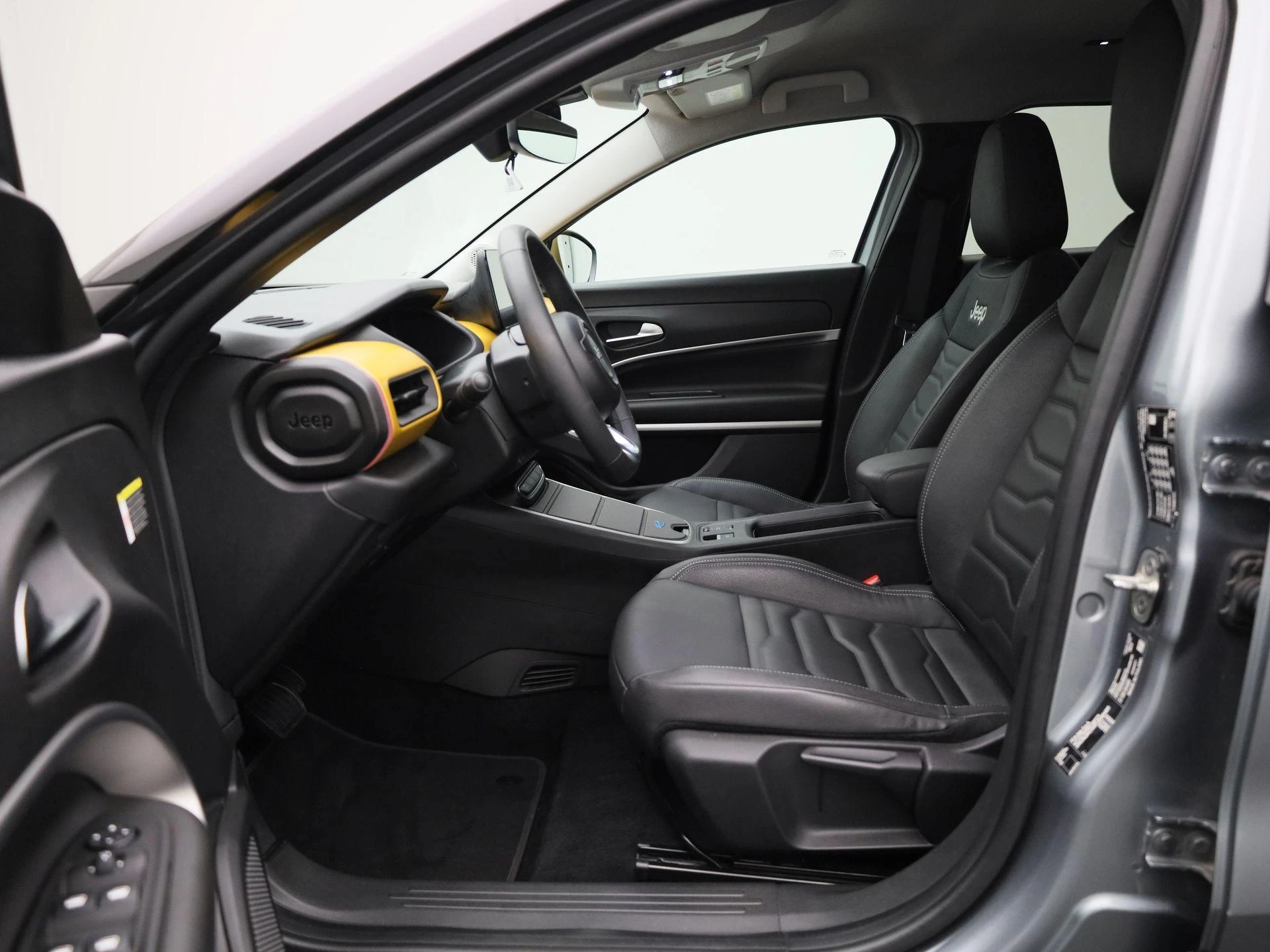 Jeep-Avenger-image-10