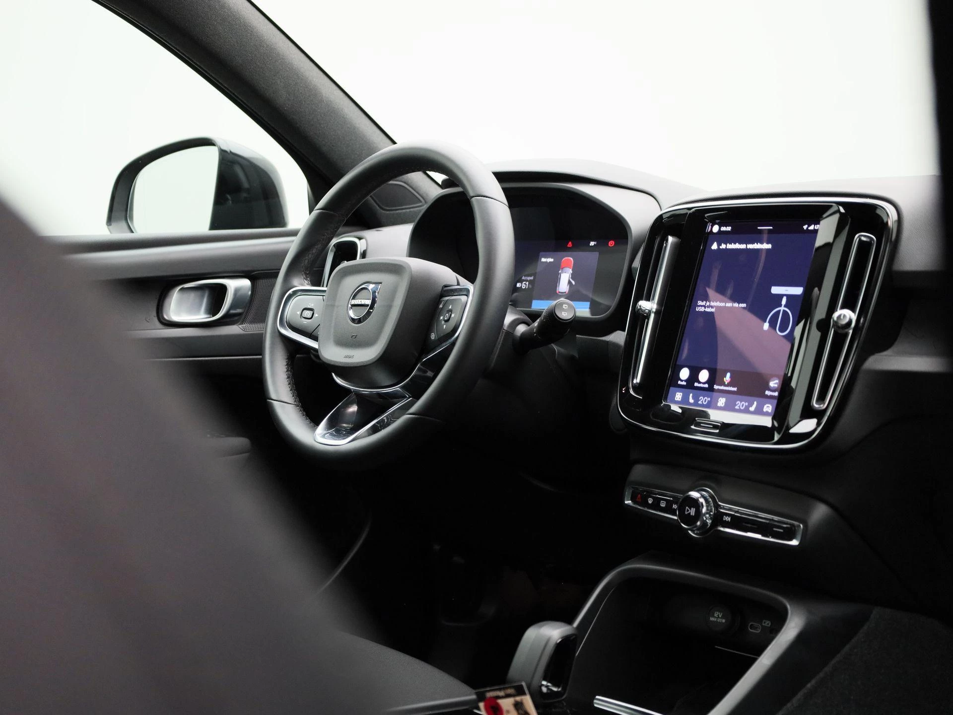Volvo-XC40-image-37