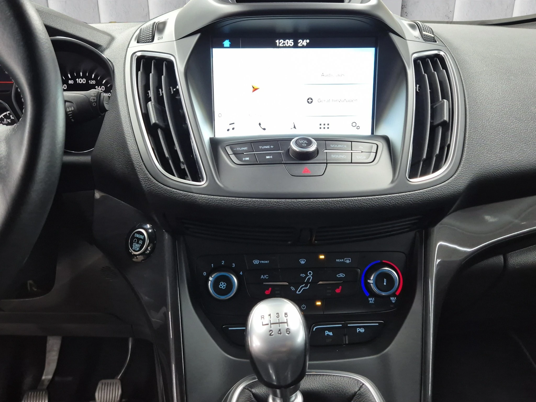 Ford-C-MAX-image-14