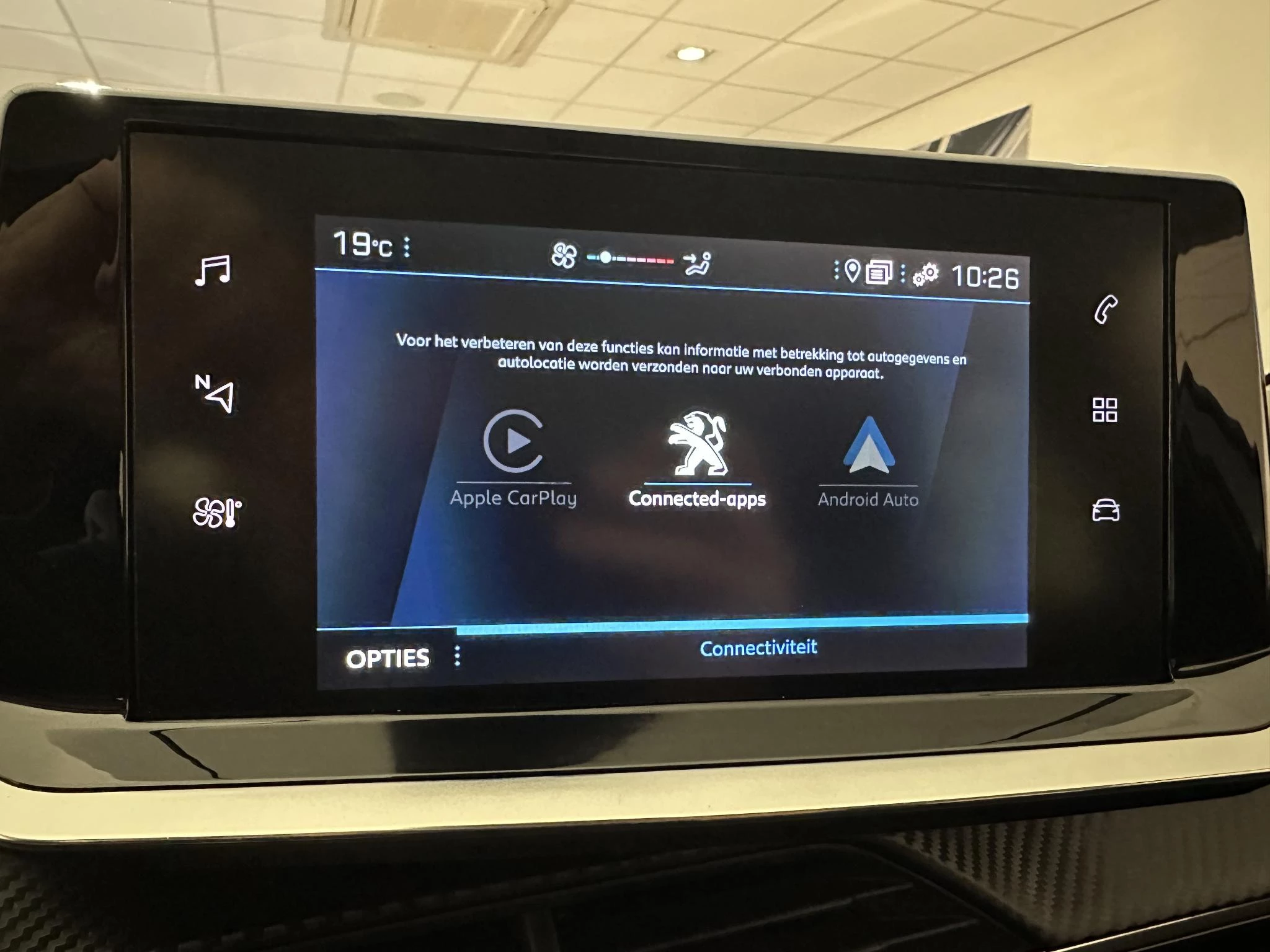 Peugeot-208-image-10